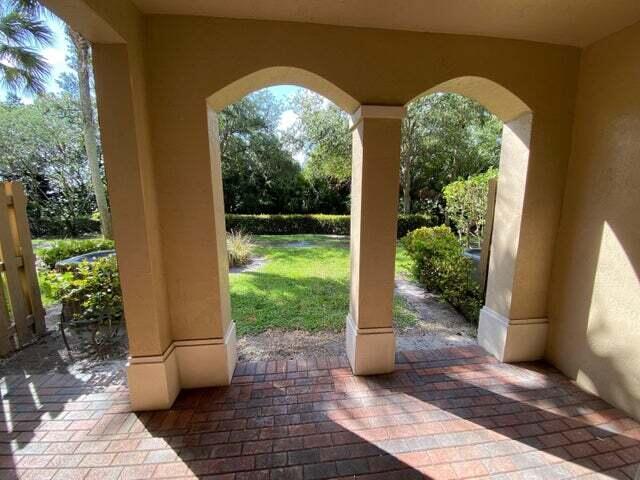 2896 Hidden Hills Road Unit: 1006