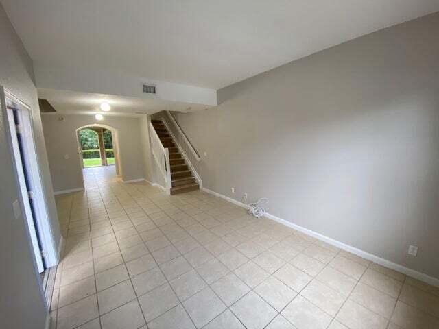 2896 Hidden Hills Road Unit: 1006