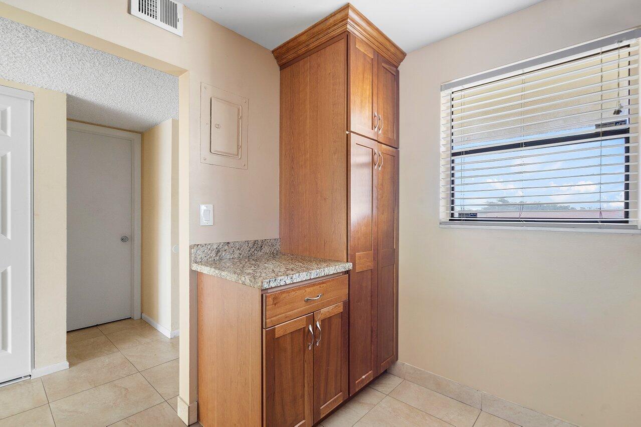 2314 S Cypress Bend Drive Unit: 513