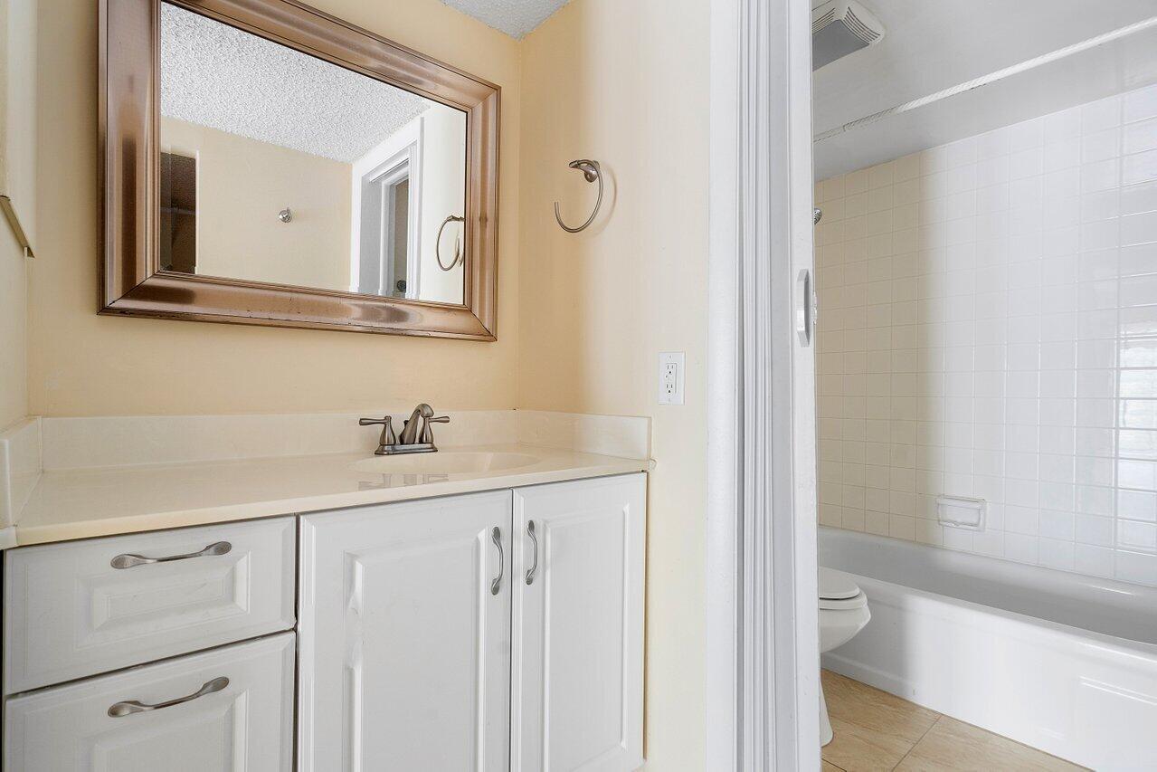 2314 S Cypress Bend Drive Unit: 513