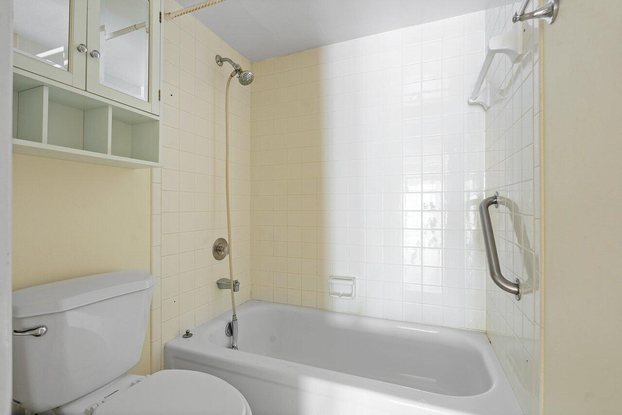 2314 S Cypress Bend Drive Unit: 513