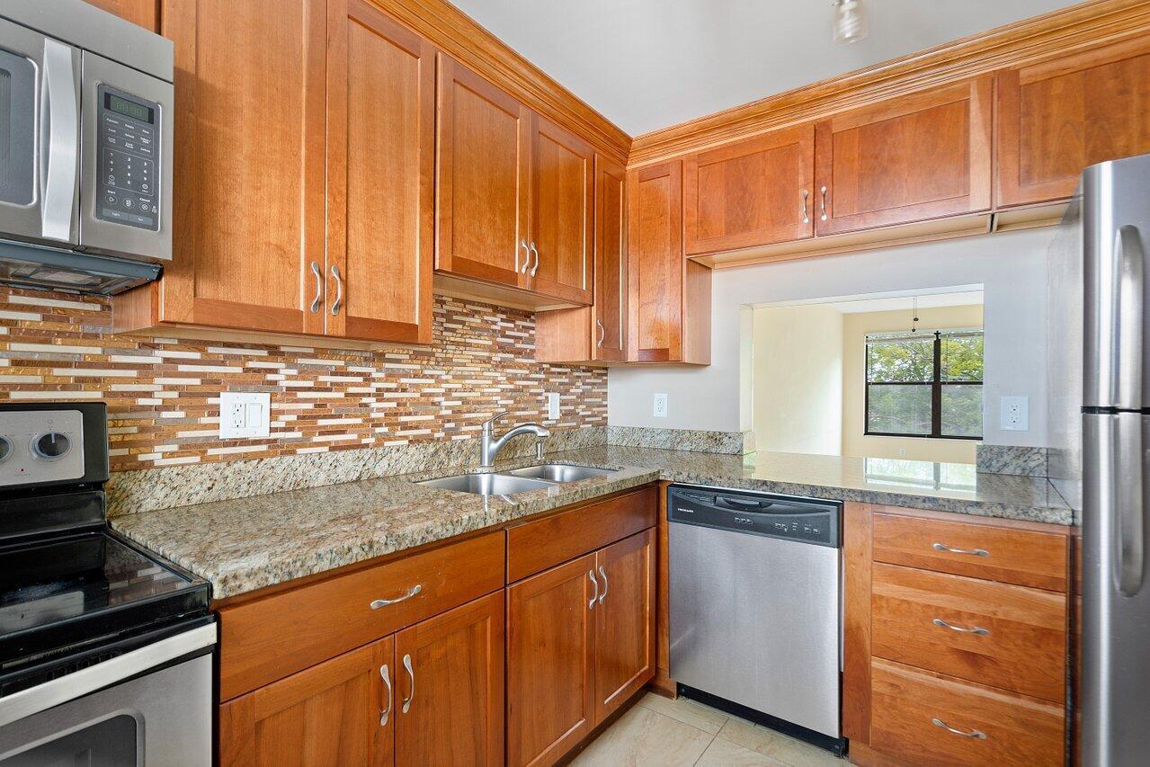 2314 S Cypress Bend Drive Unit: 513