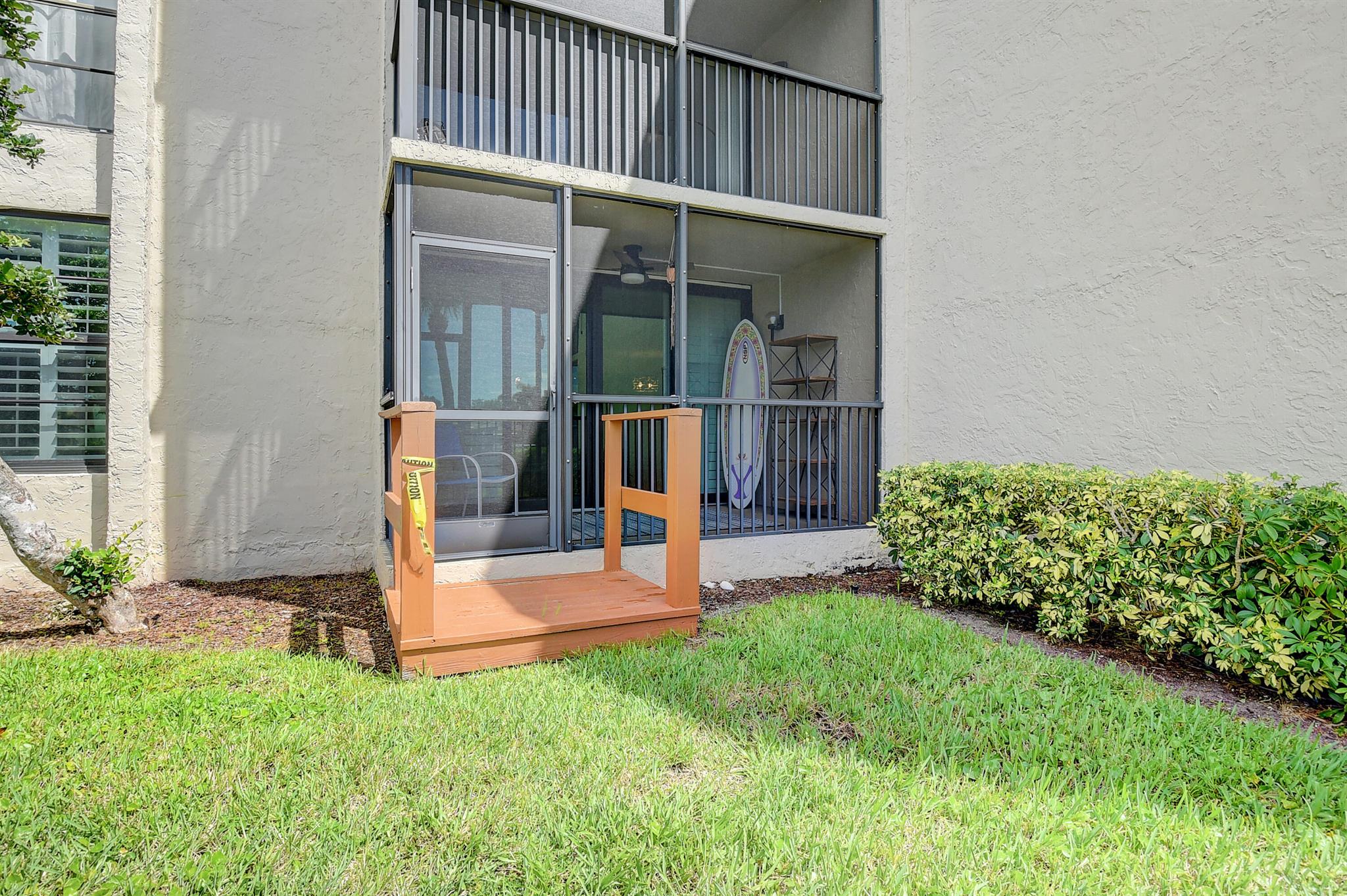 18 Royal Palm Way Unit: 104
