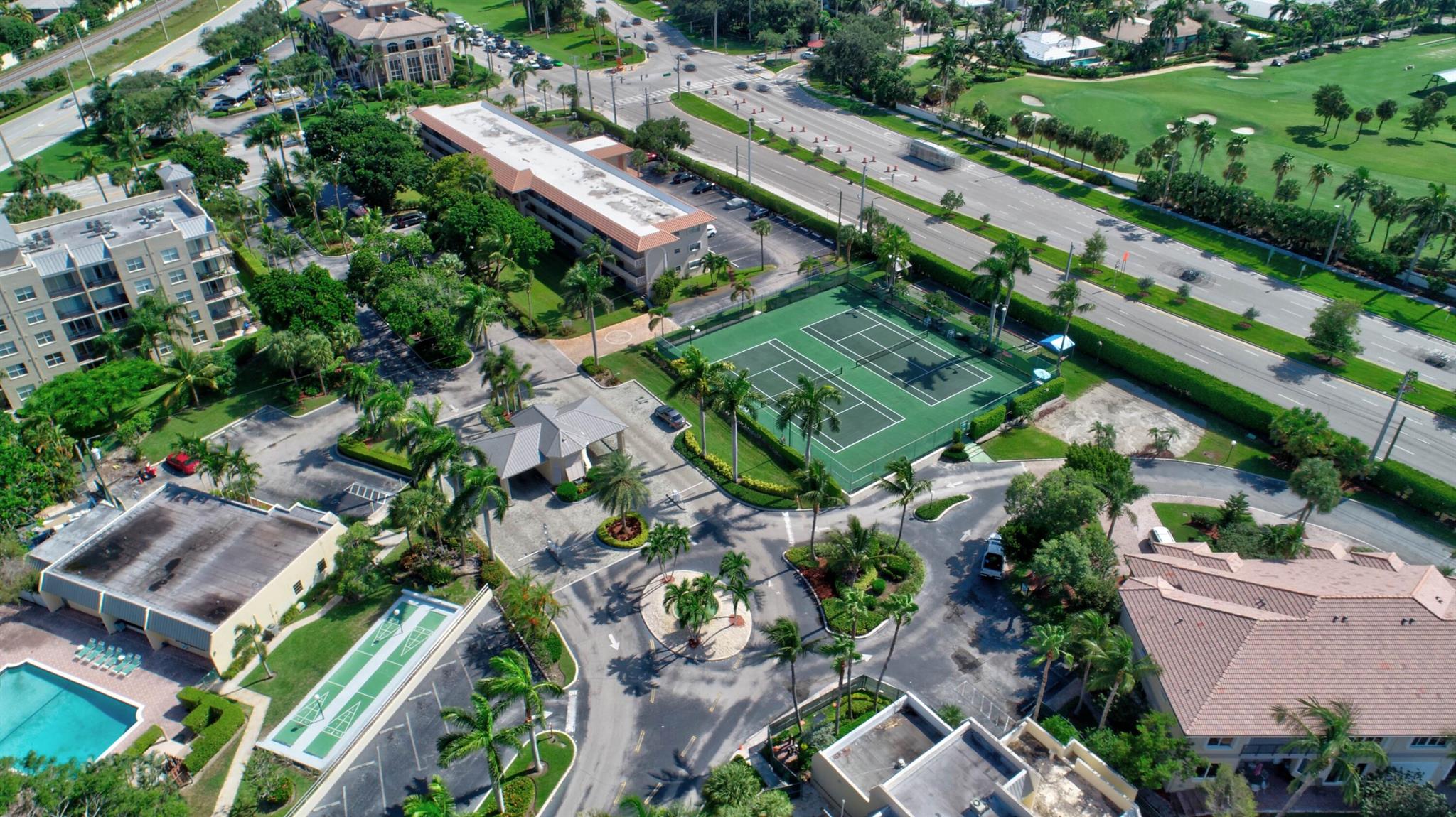 18 Royal Palm Way Unit: 104
