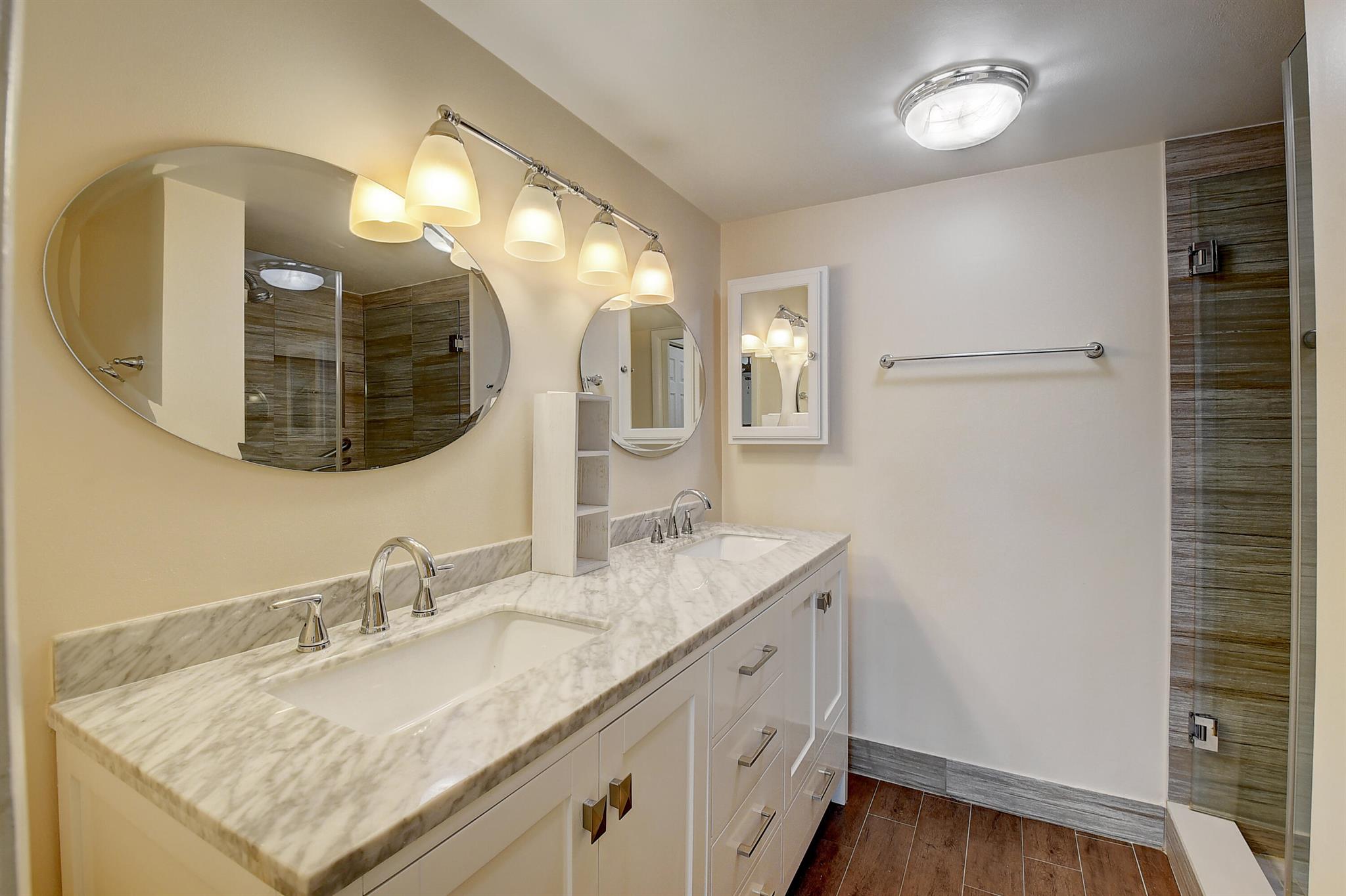 18 Royal Palm Way Unit: 104