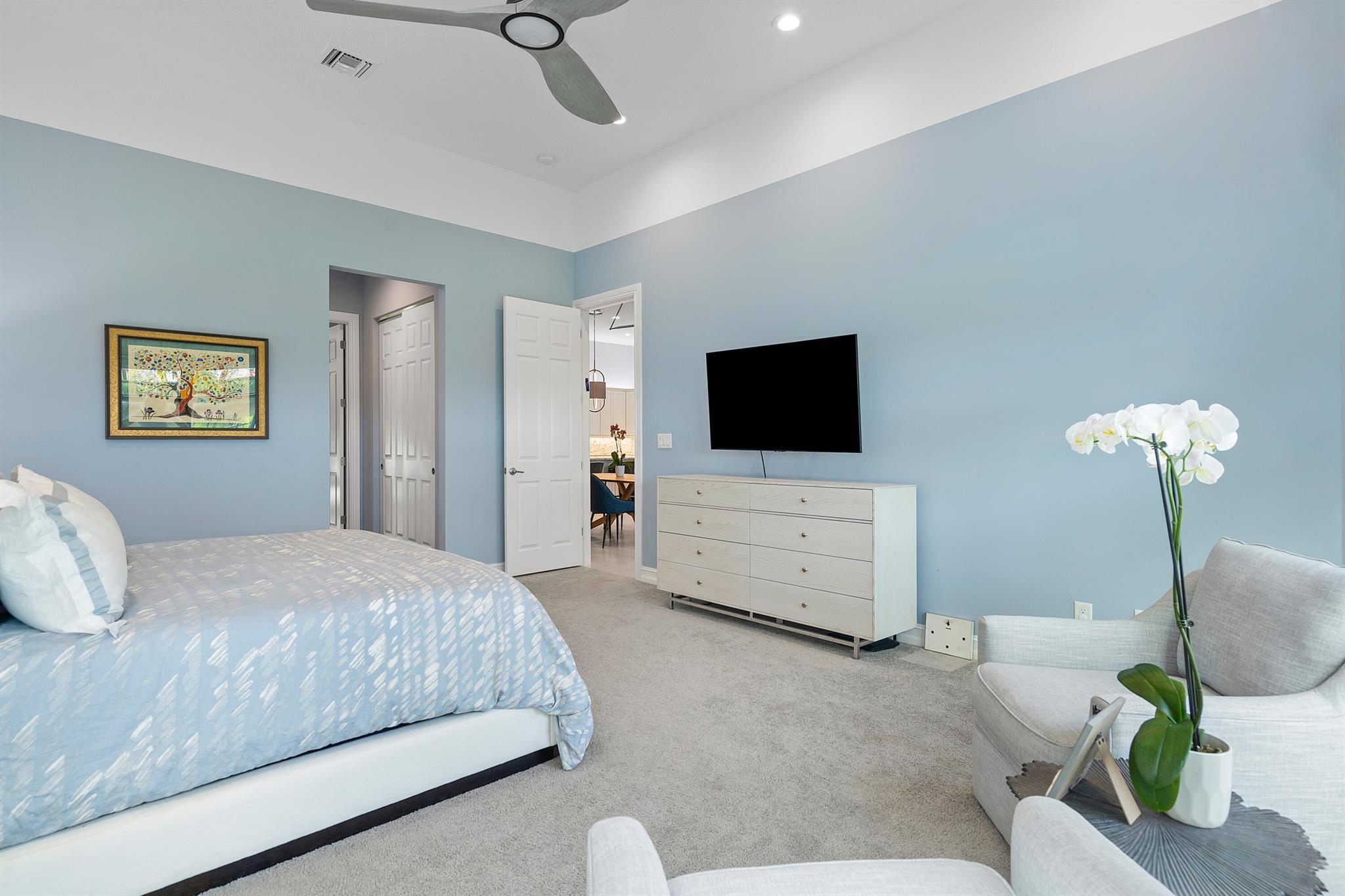 12025 Kalmar Circle N