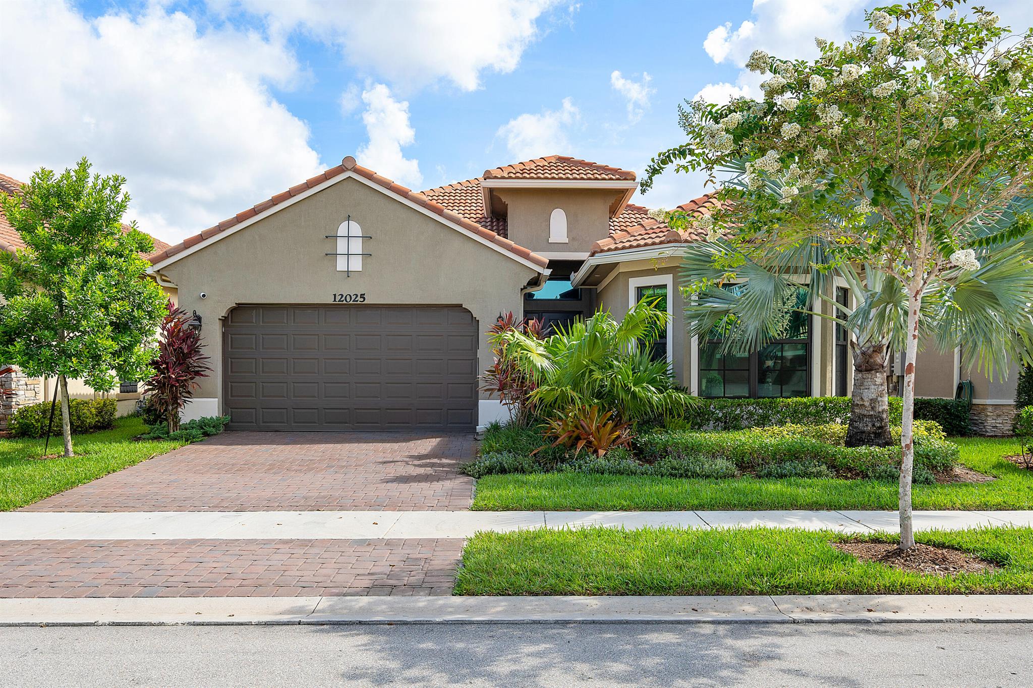 12025 Kalmar Circle N