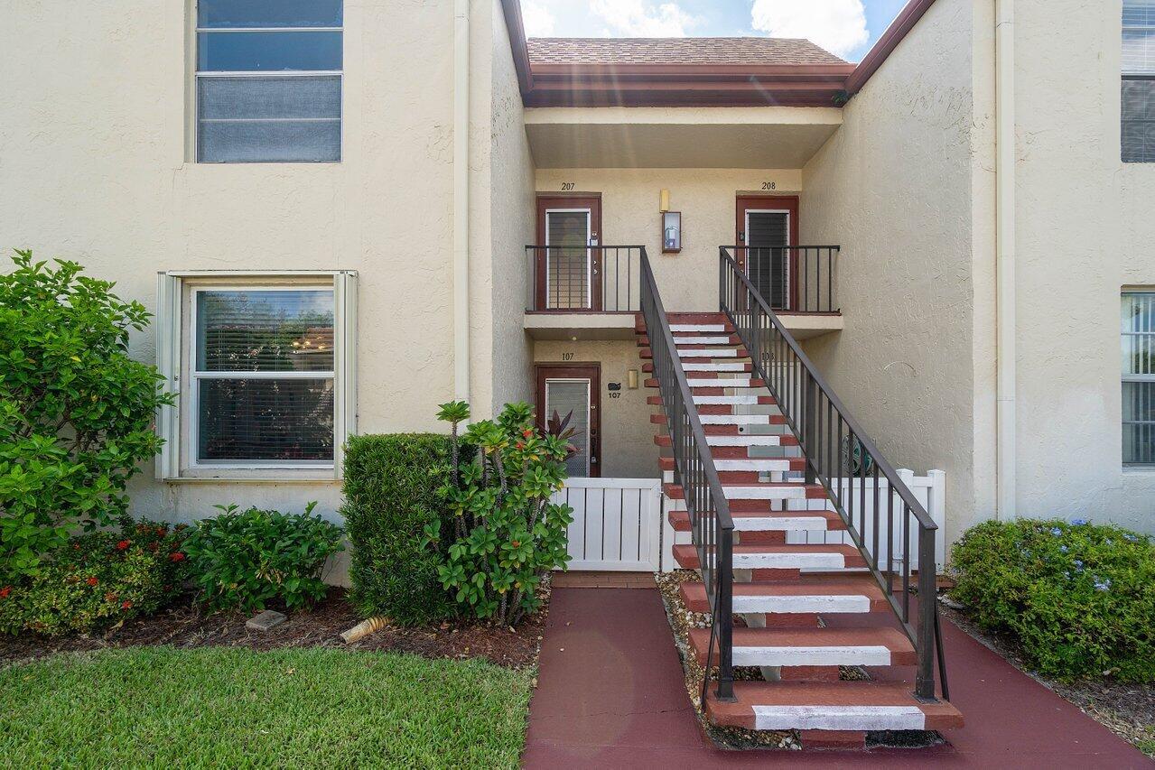 11 Willowbrook Lane Unit: 107
