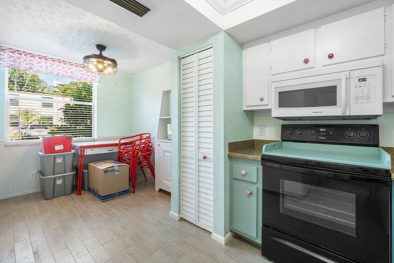 11 Willowbrook Lane Unit: 107
