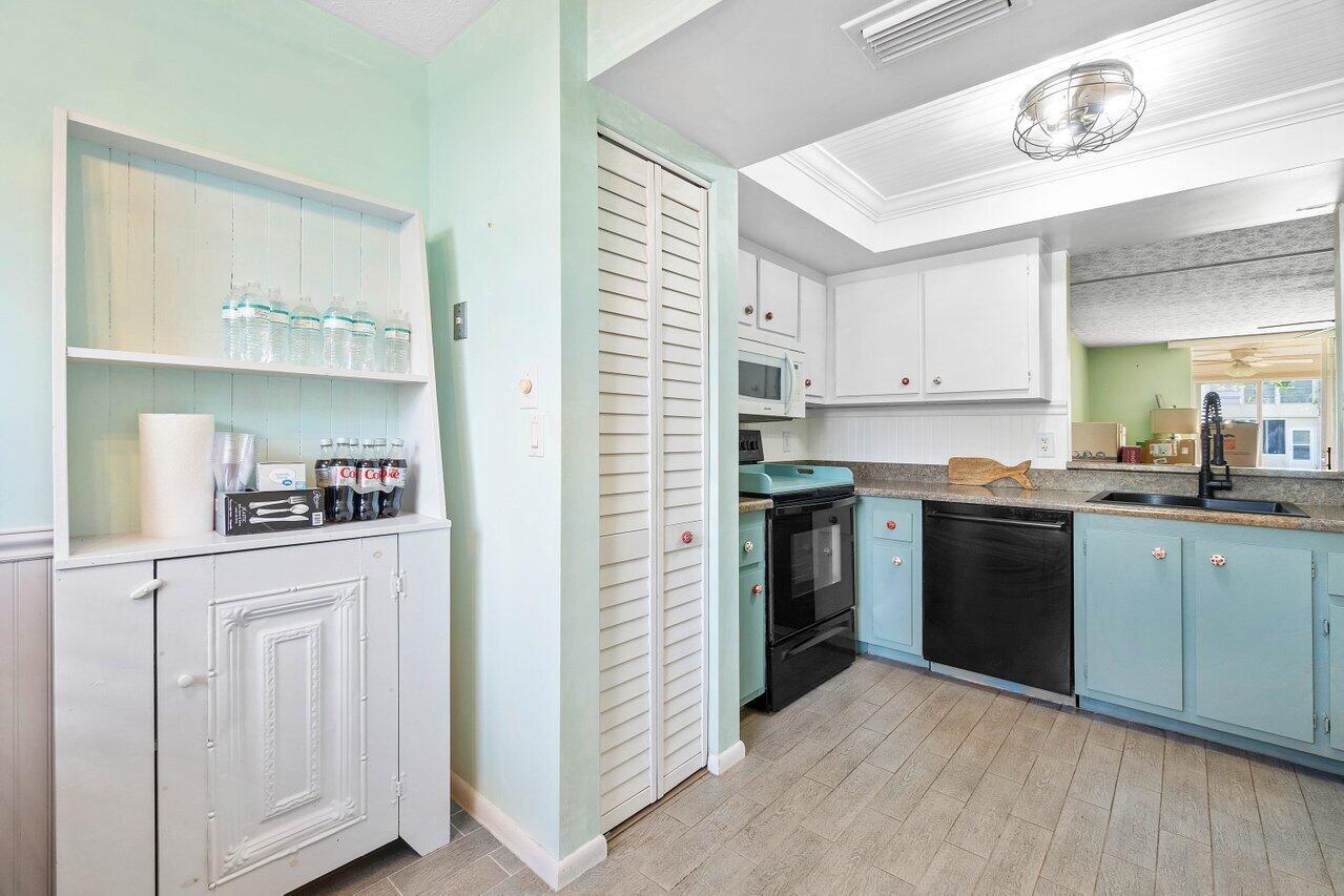 11 Willowbrook Lane Unit: 107