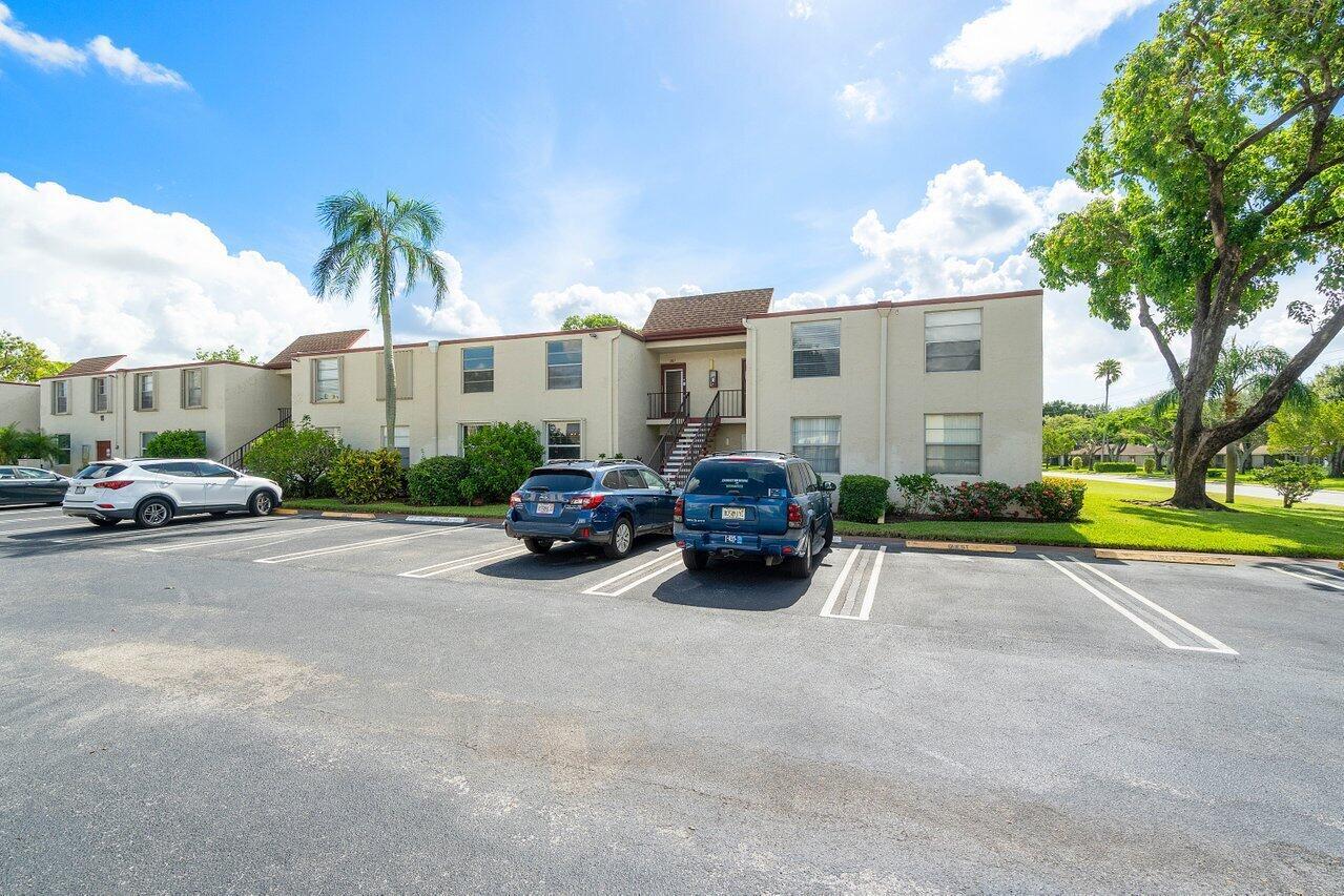 11 Willowbrook Lane Unit: 107
