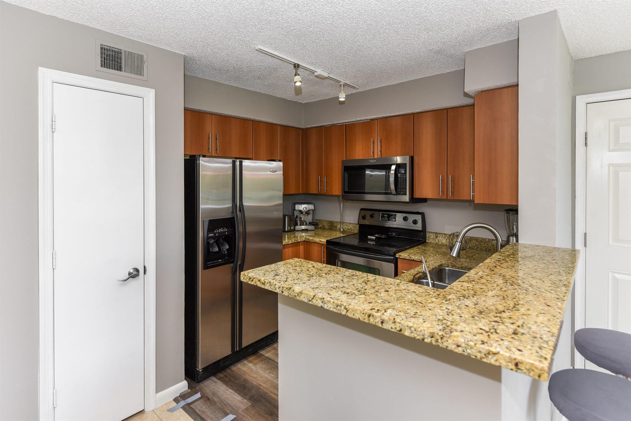 1365 Crystal Way Unit: H