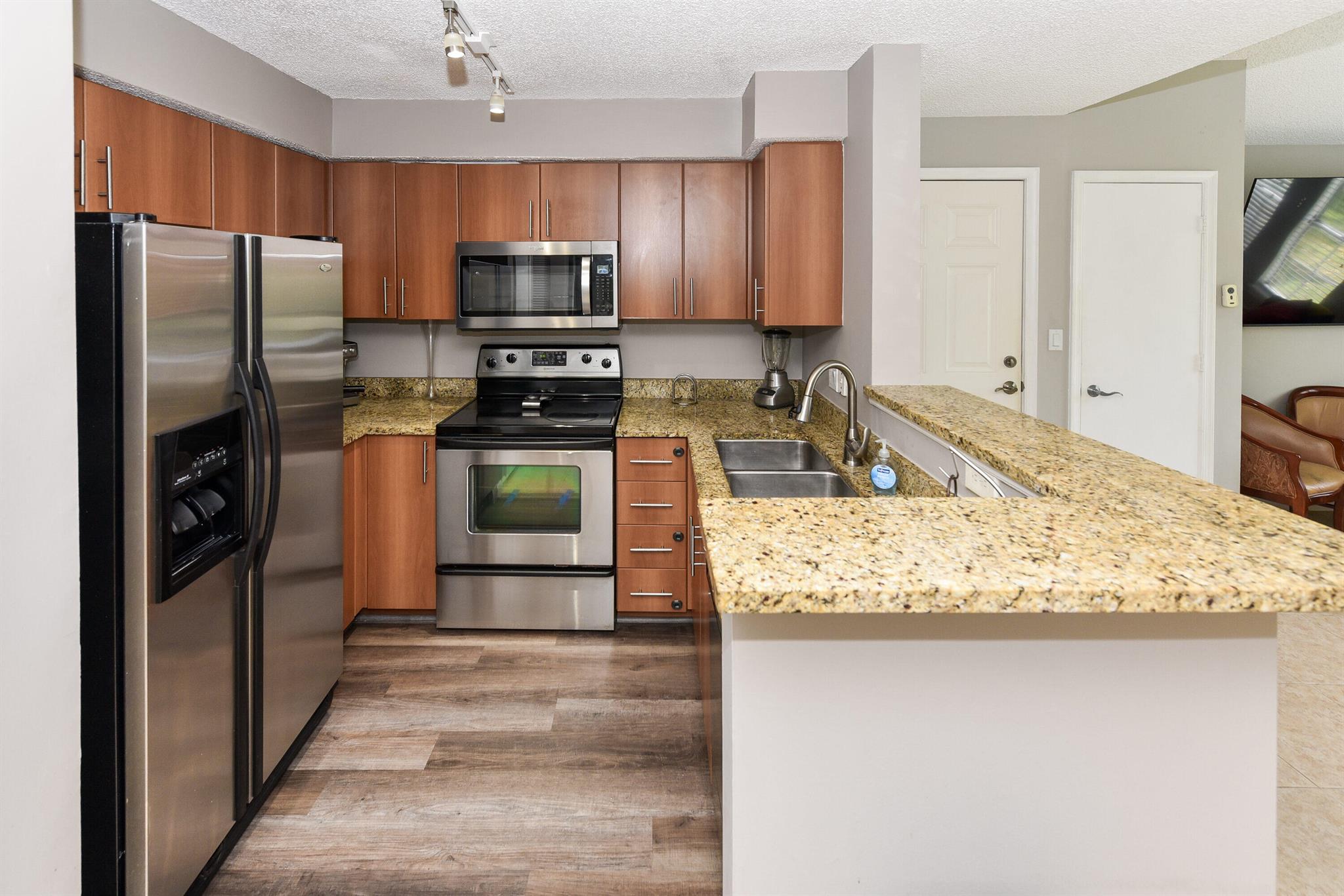 1365 Crystal Way Unit: H