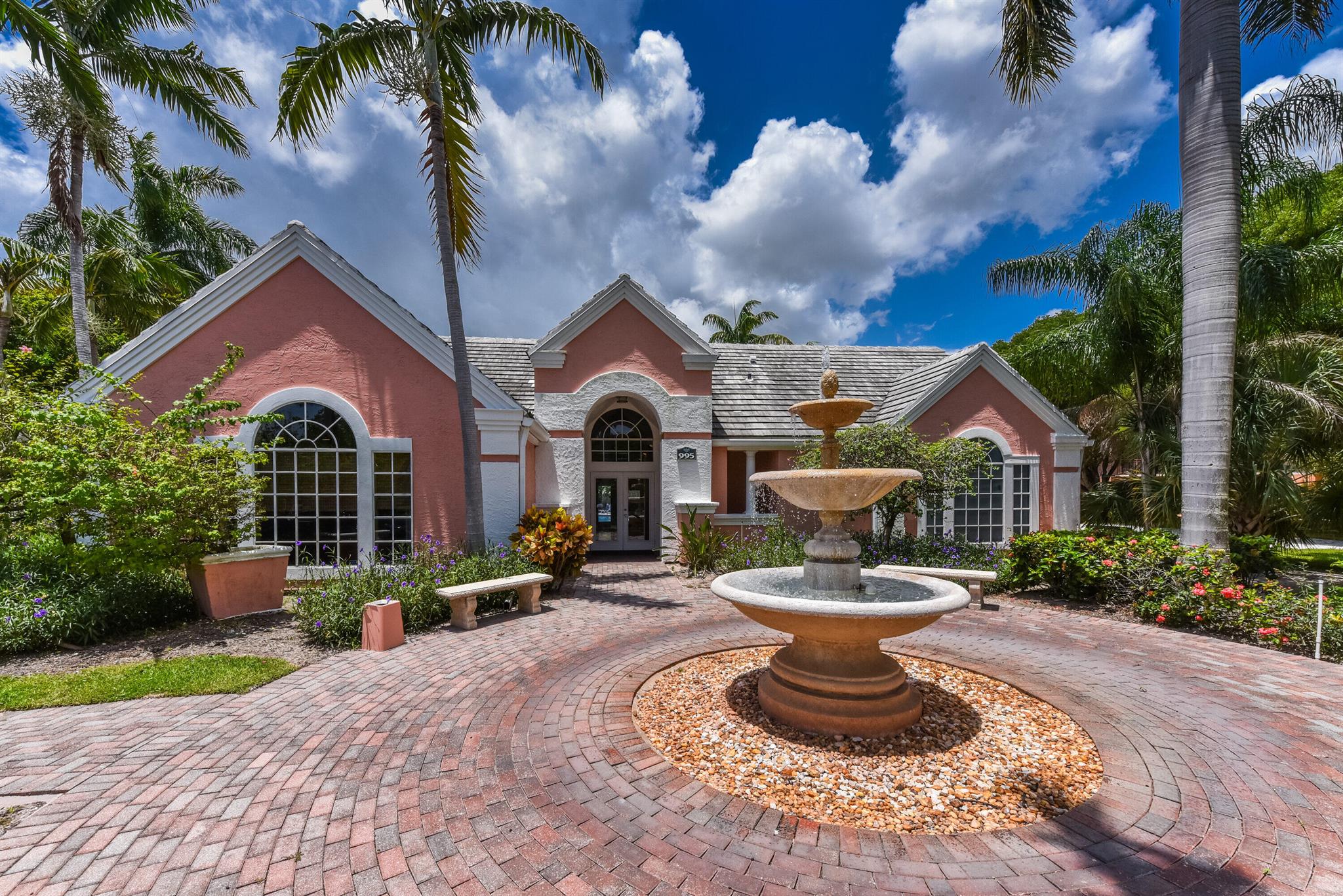 1365 Crystal Way Unit: H