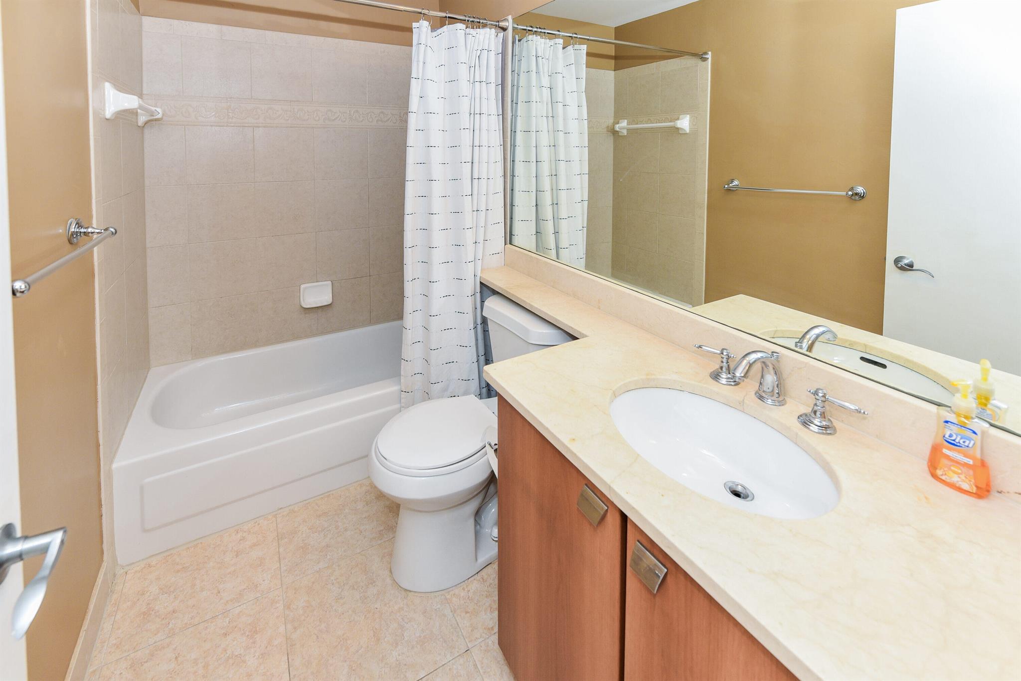 1365 Crystal Way Unit: H
