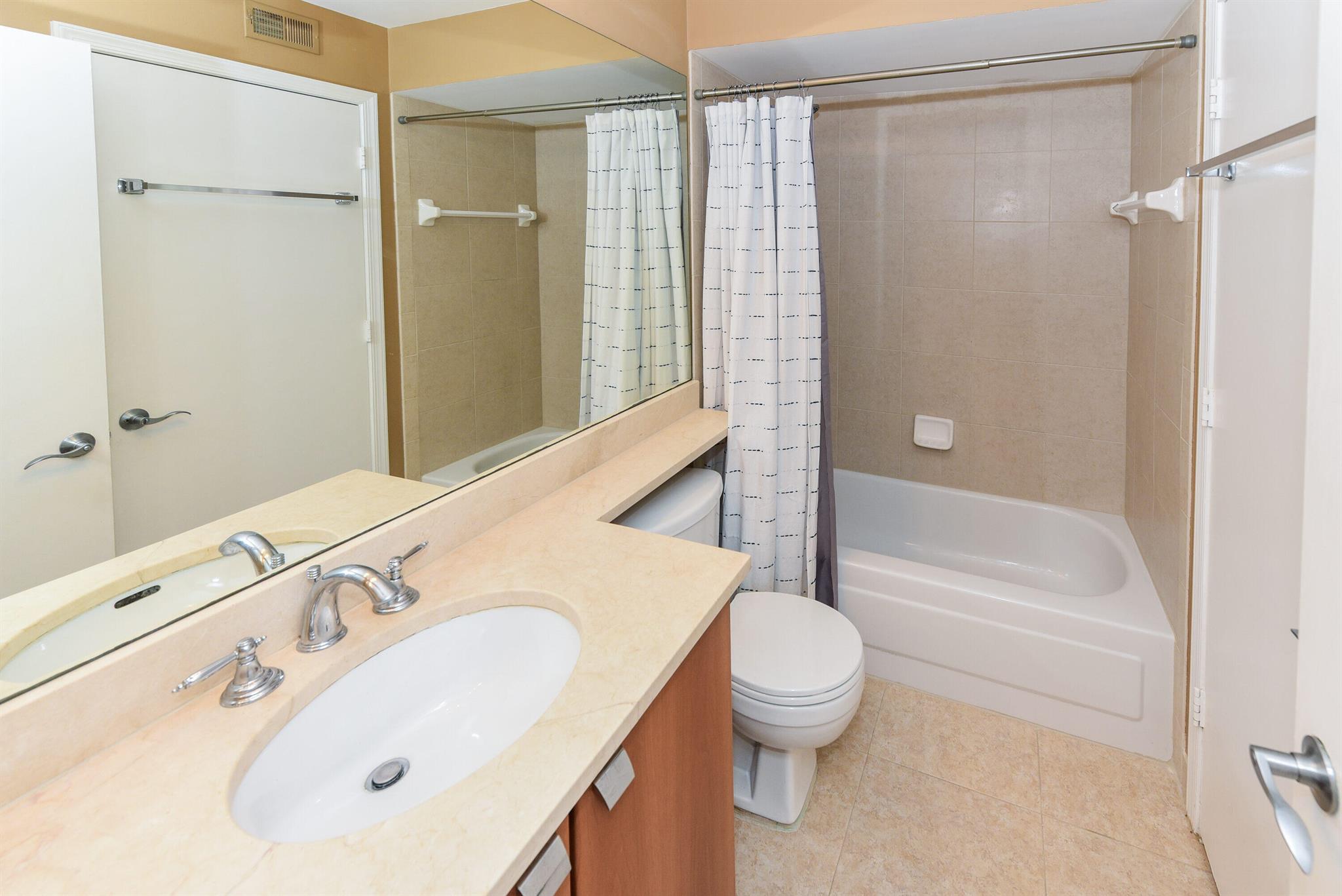 1365 Crystal Way Unit: H