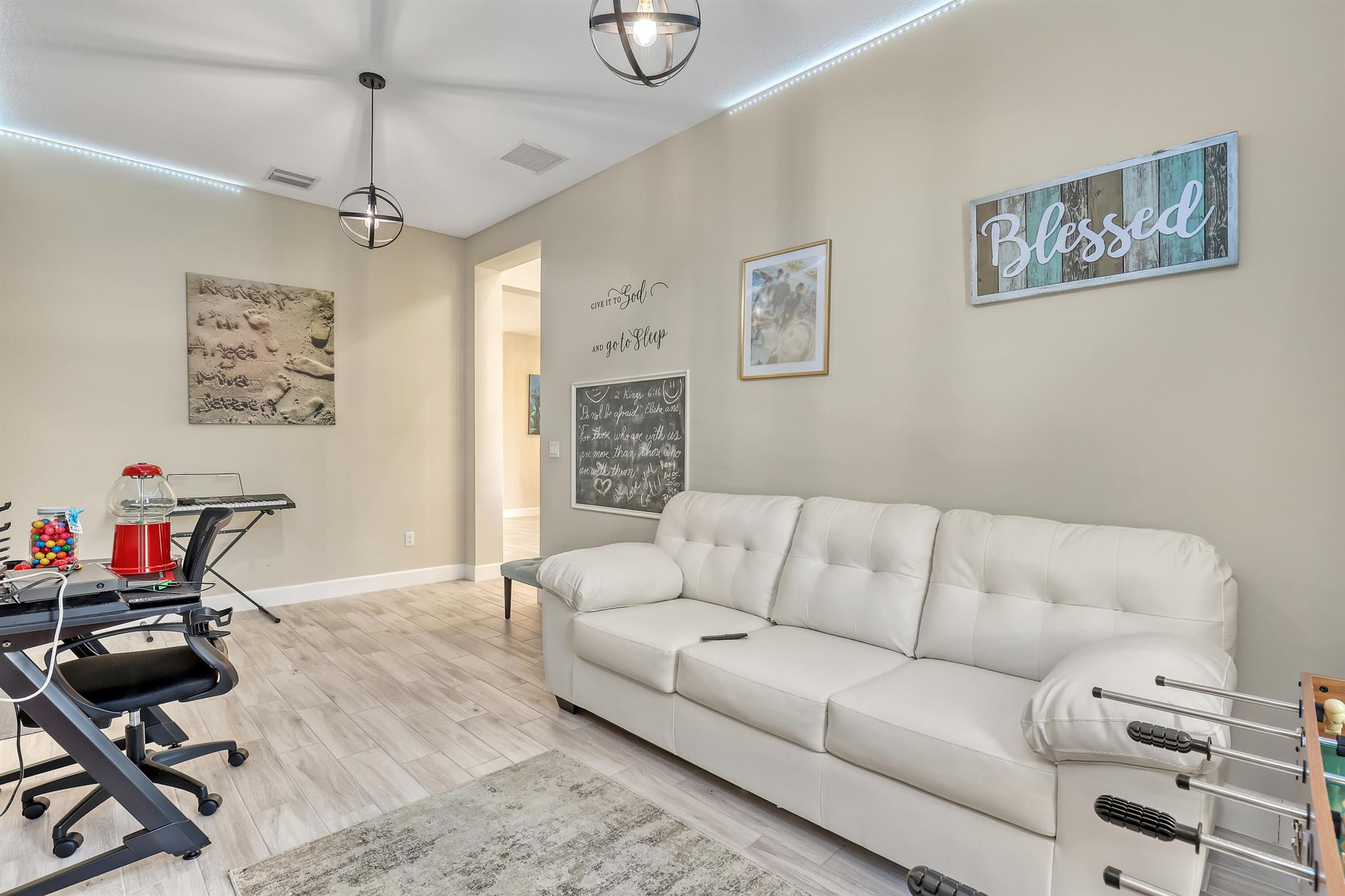 5986 Whippoorwill Circle