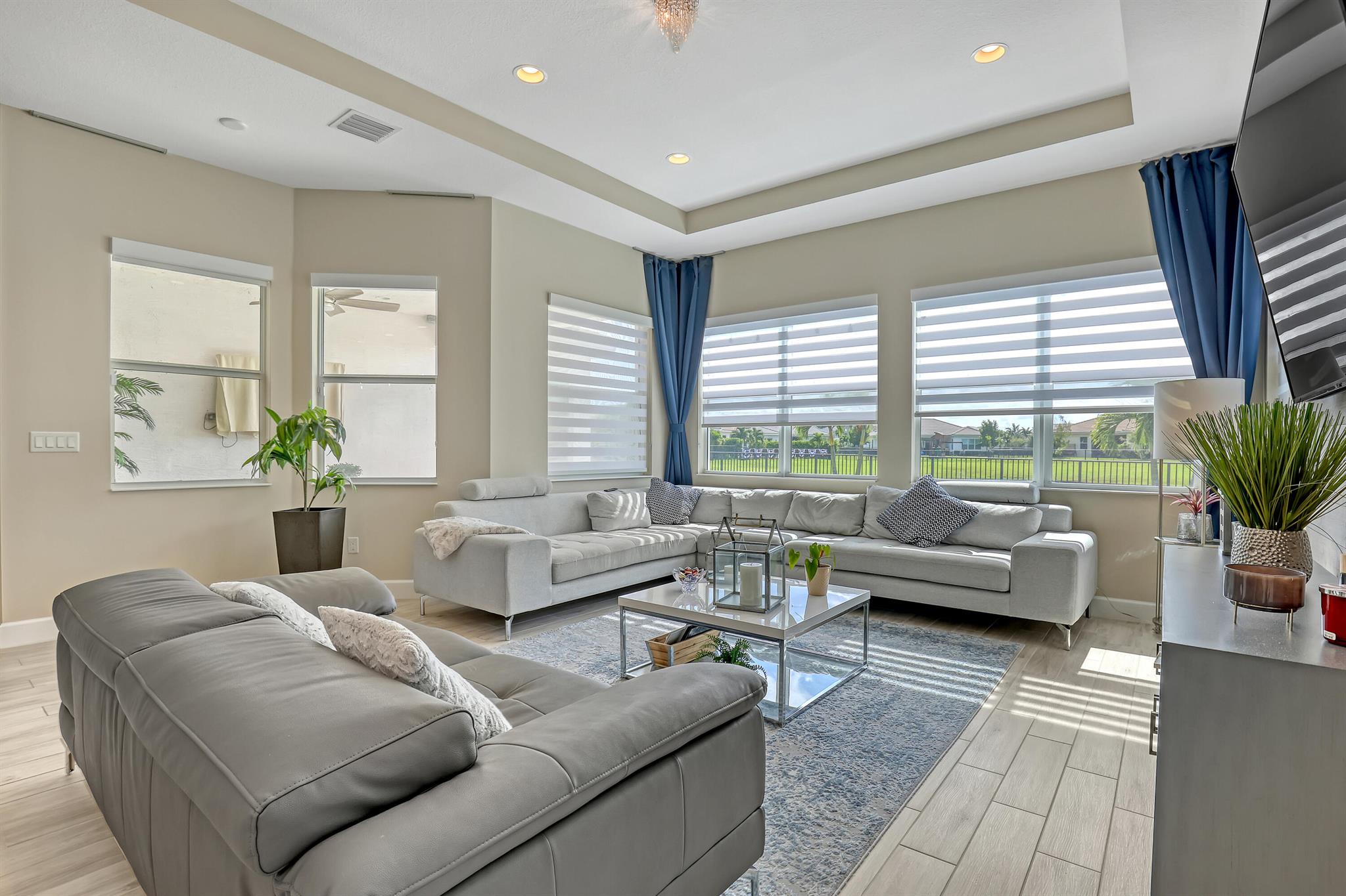 5986 Whippoorwill Circle