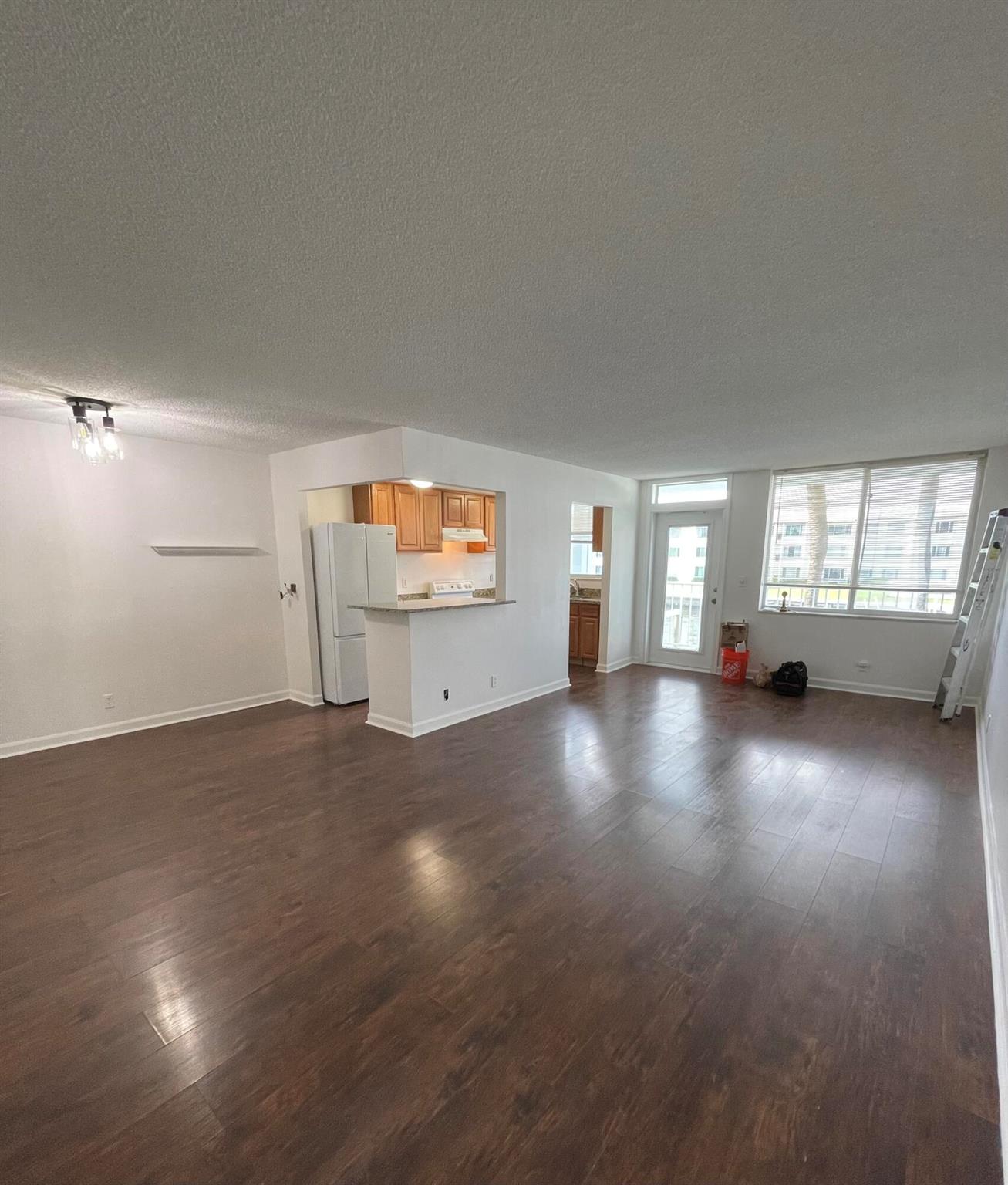 104 Paradise Harbour Blvd Boulevard Unit: 203