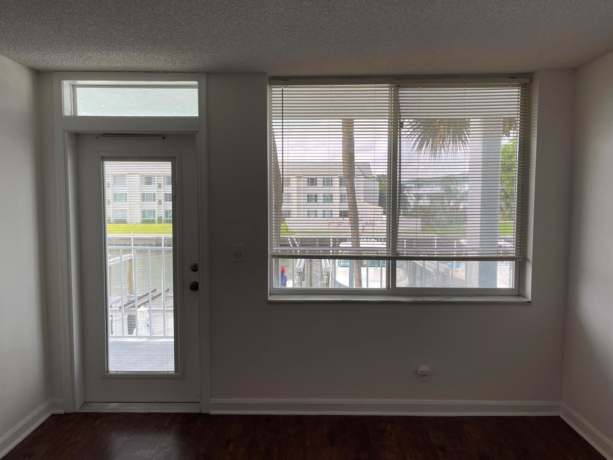 104 Paradise Harbour Blvd Boulevard Unit: 203