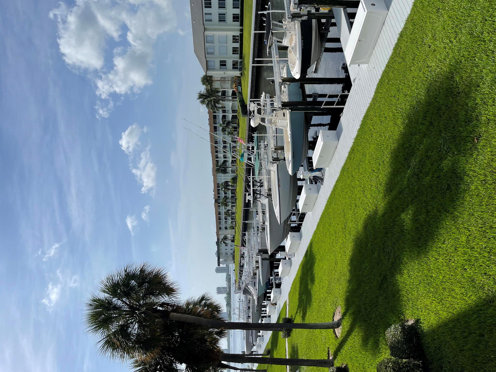 104 Paradise Harbour Blvd Boulevard Unit: 203
