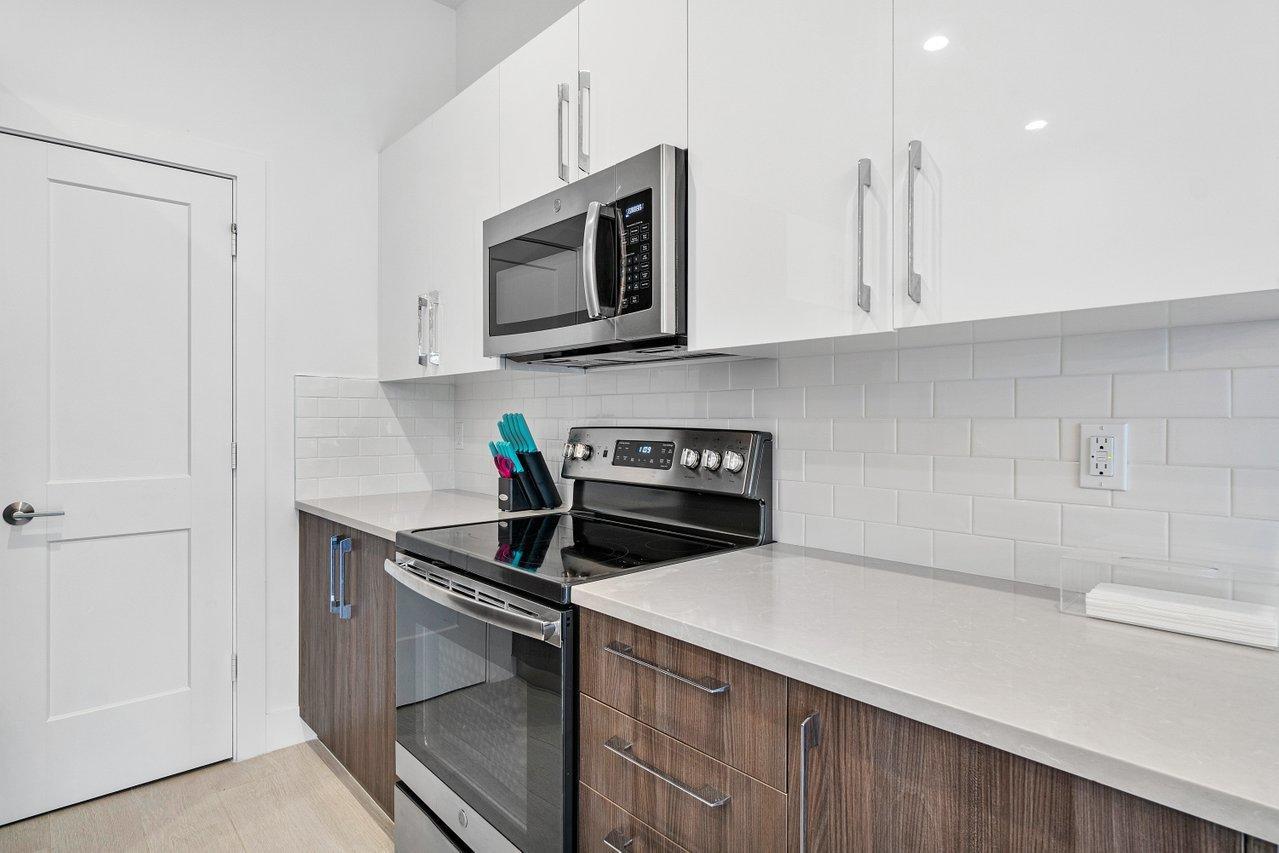 2211 Florida Boulevard Unit: A