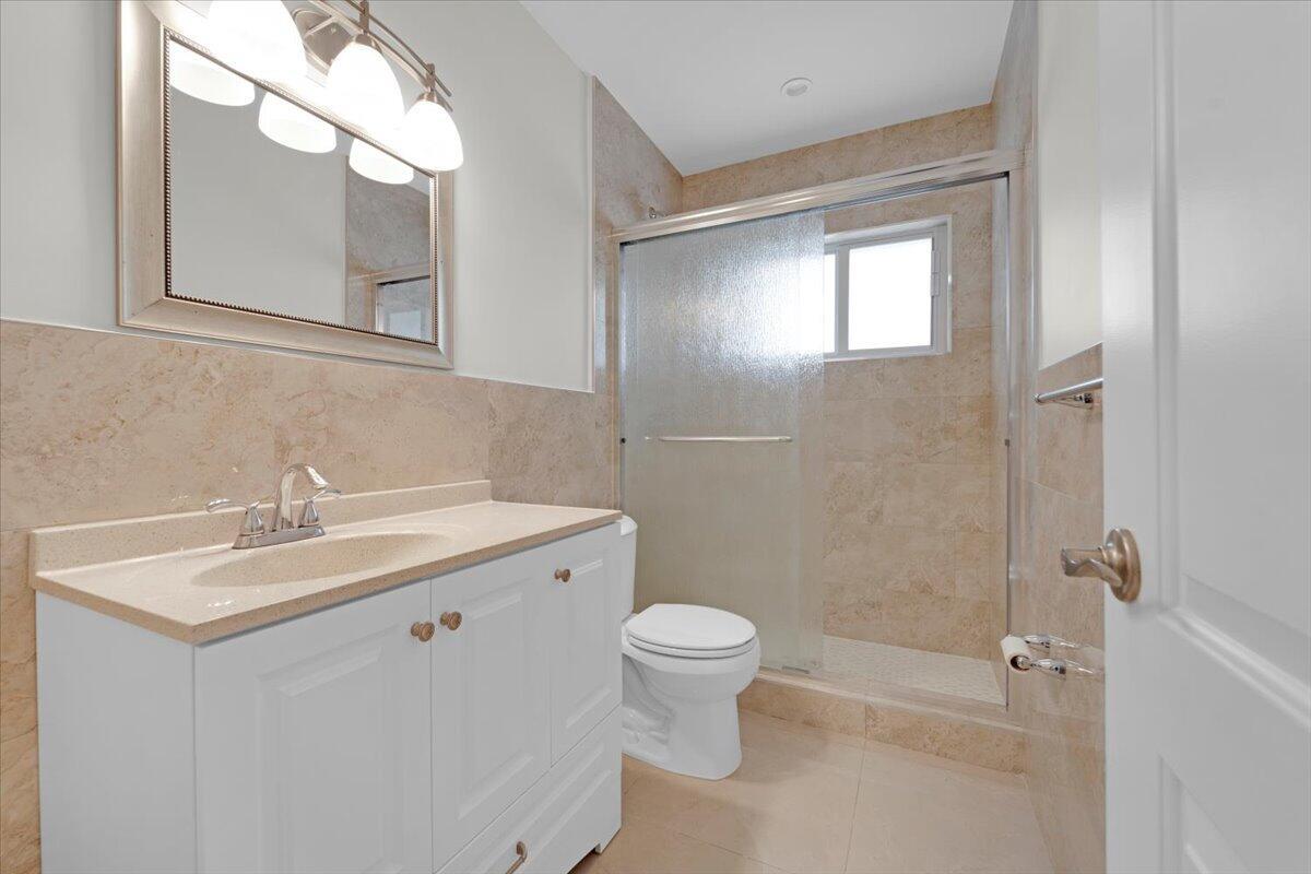 8 NE 14th Avenue Unit: 2