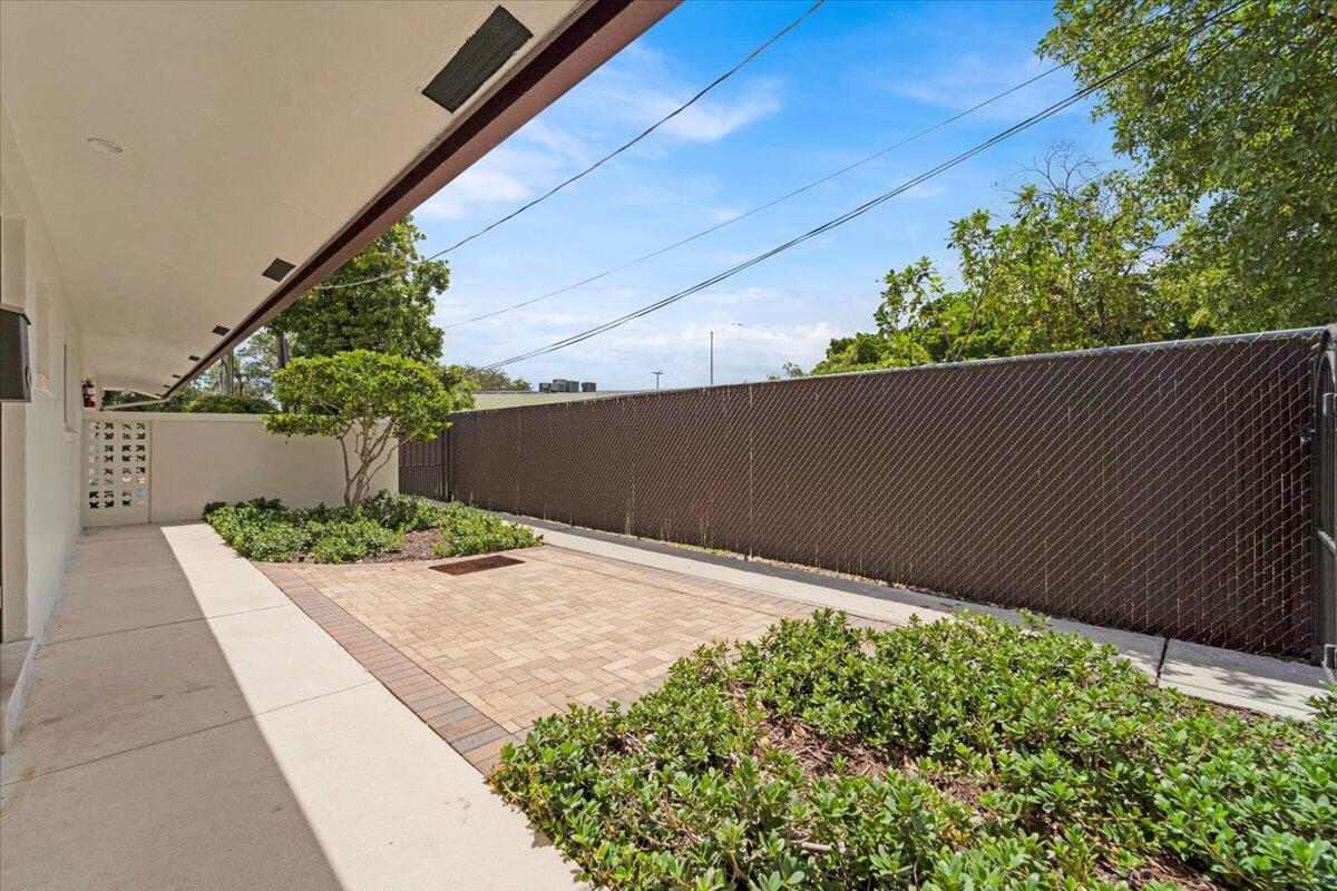 8 NE 14th Avenue Unit: 2