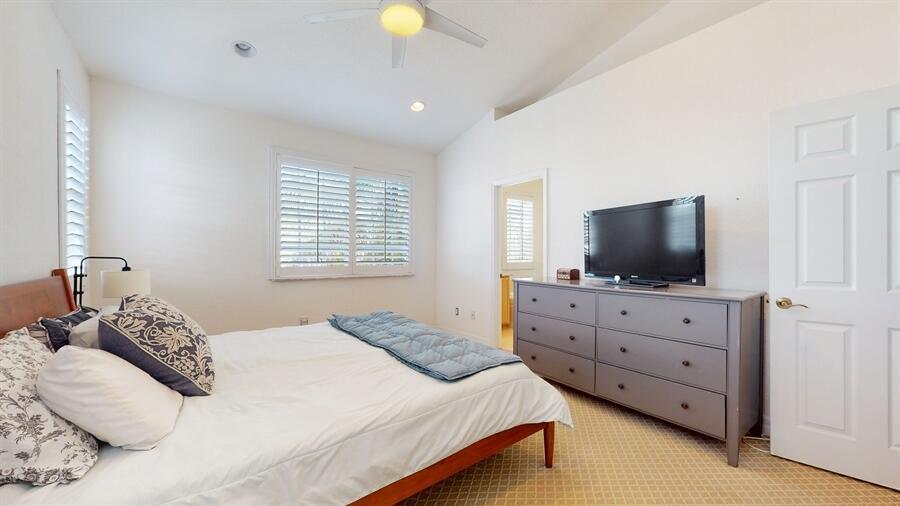 290 NE 5th Avenue Unit: 18
