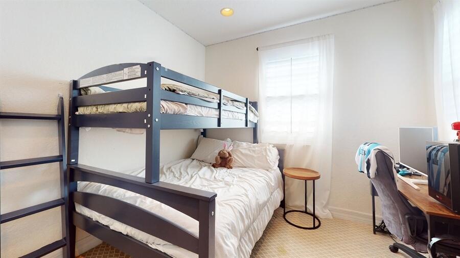 290 NE 5th Avenue Unit: 18