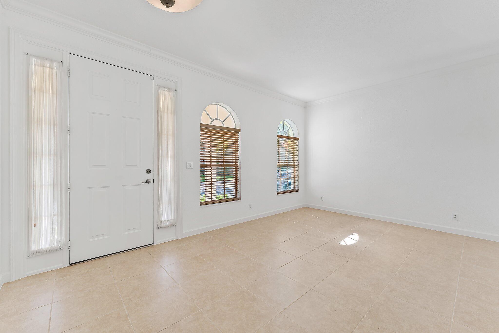 8158 Bautista Way
