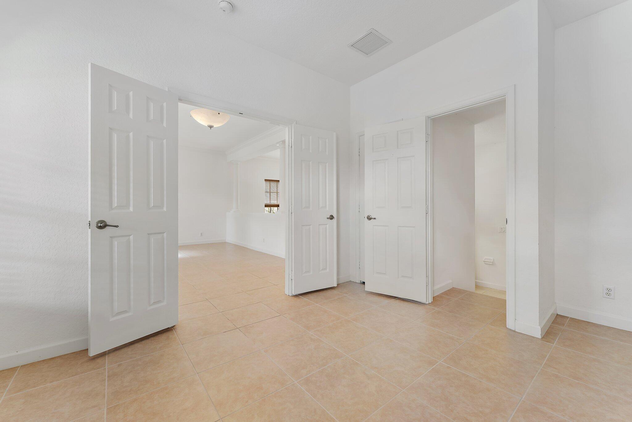 8158 Bautista Way