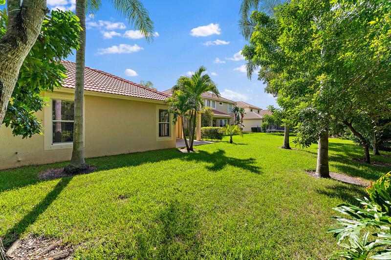 8158 Bautista Way