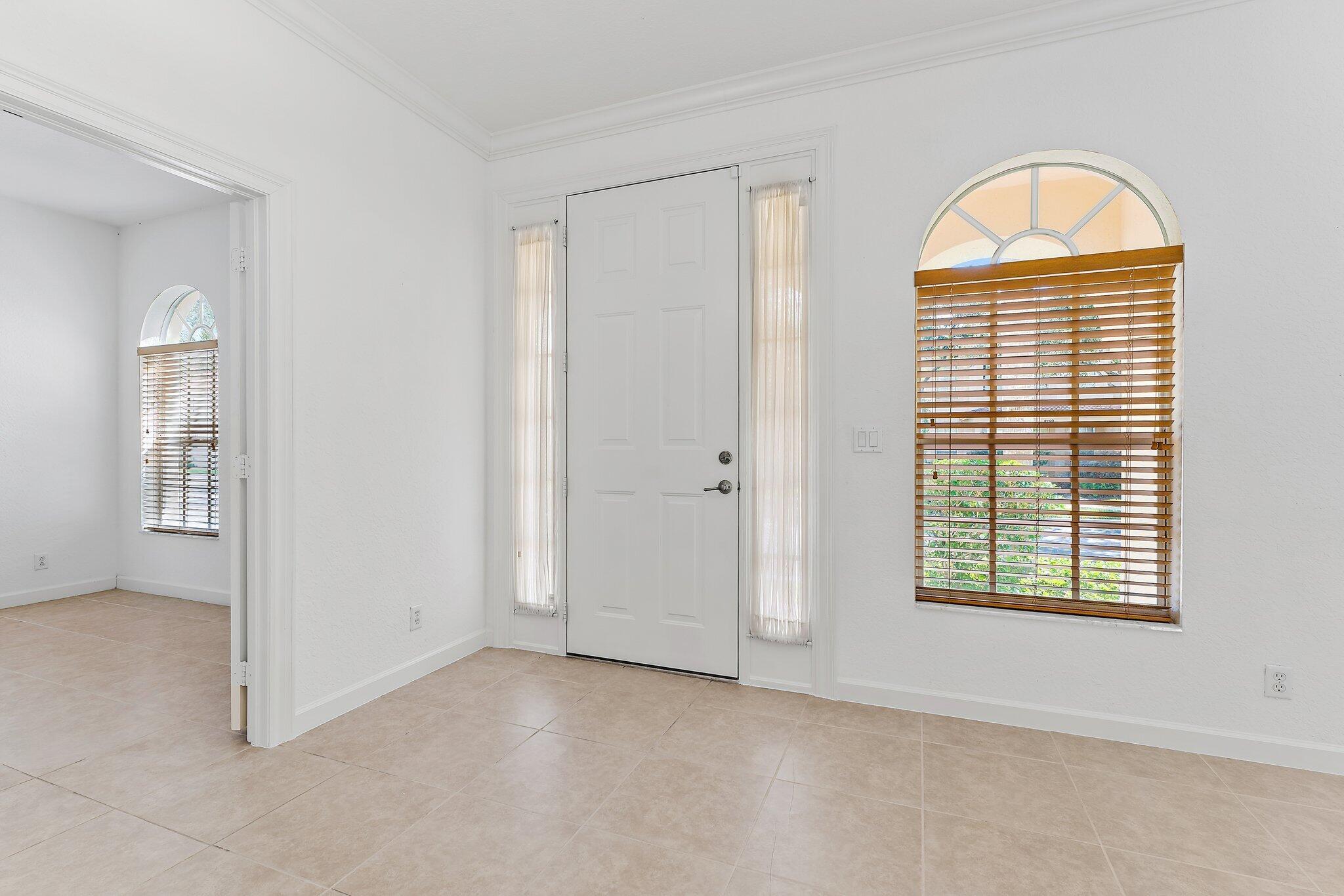 8158 Bautista Way