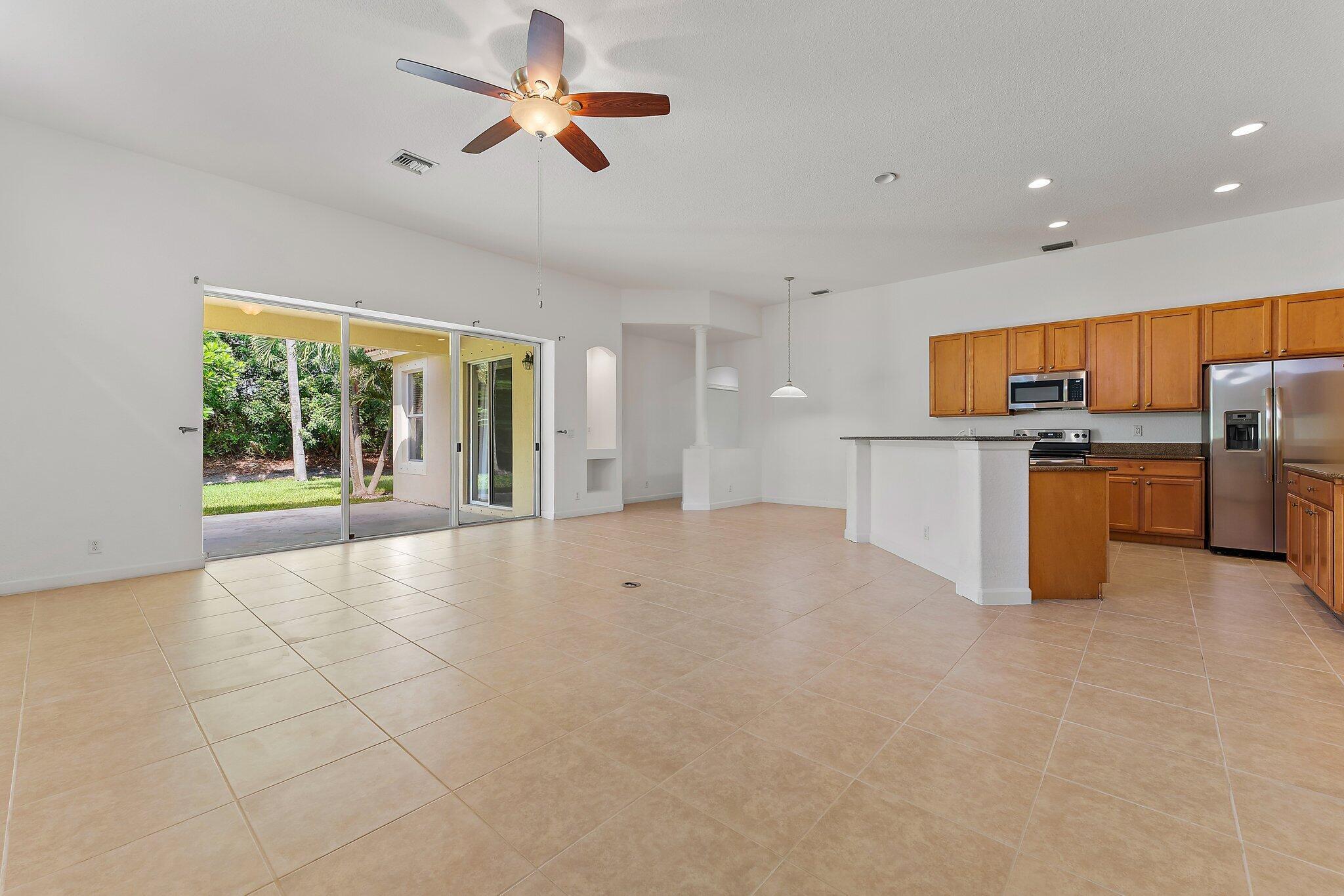 8158 Bautista Way