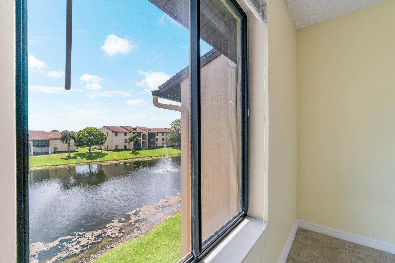 627 Sea Pine Way Unit: F3