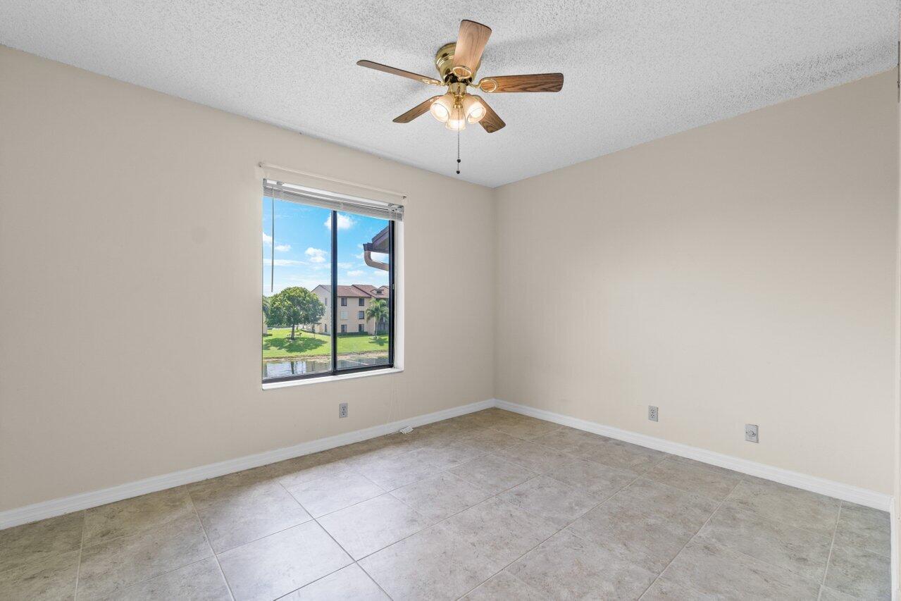 627 Sea Pine Way Unit: F3