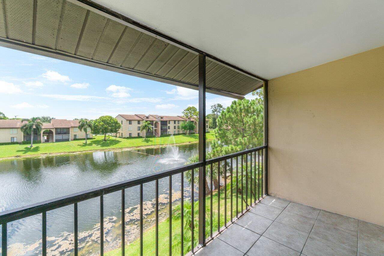 627 Sea Pine Way Unit: F3