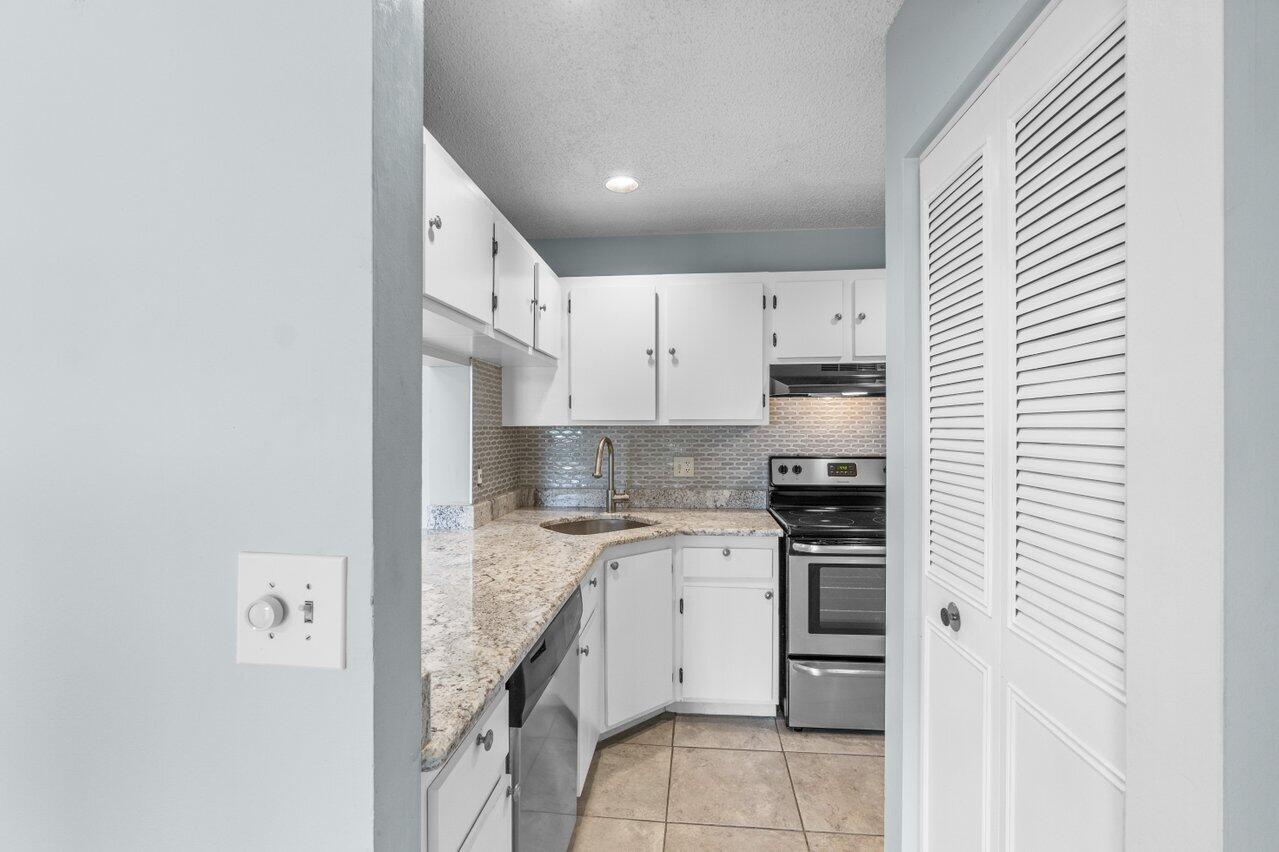 627 Sea Pine Way Unit: F3