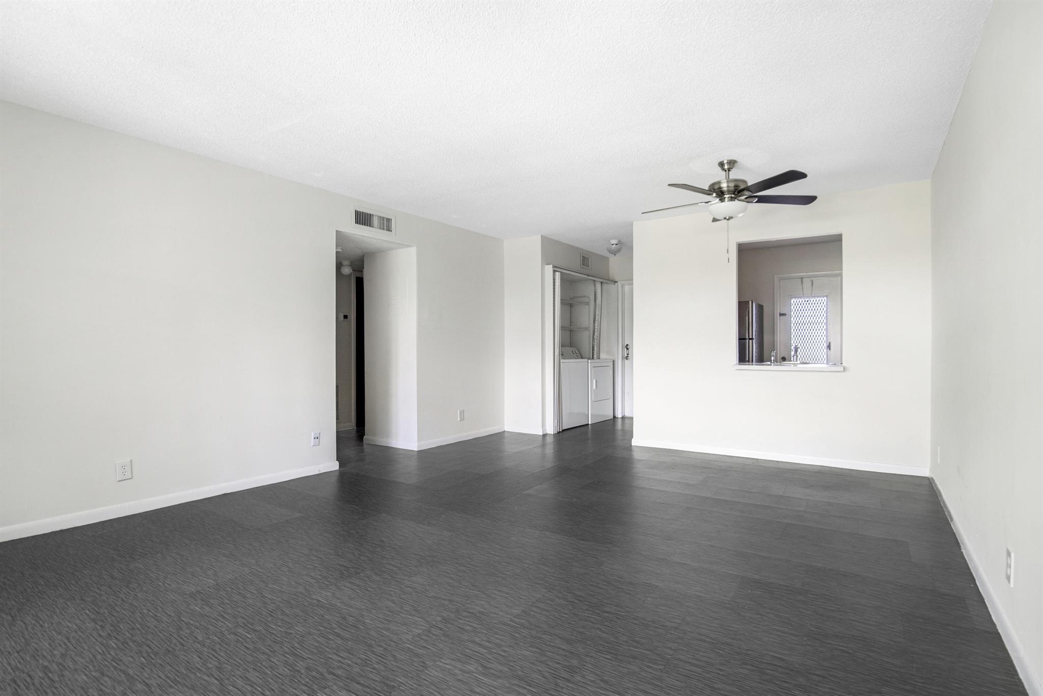 560 SE 2nd Avenue Unit: H-27