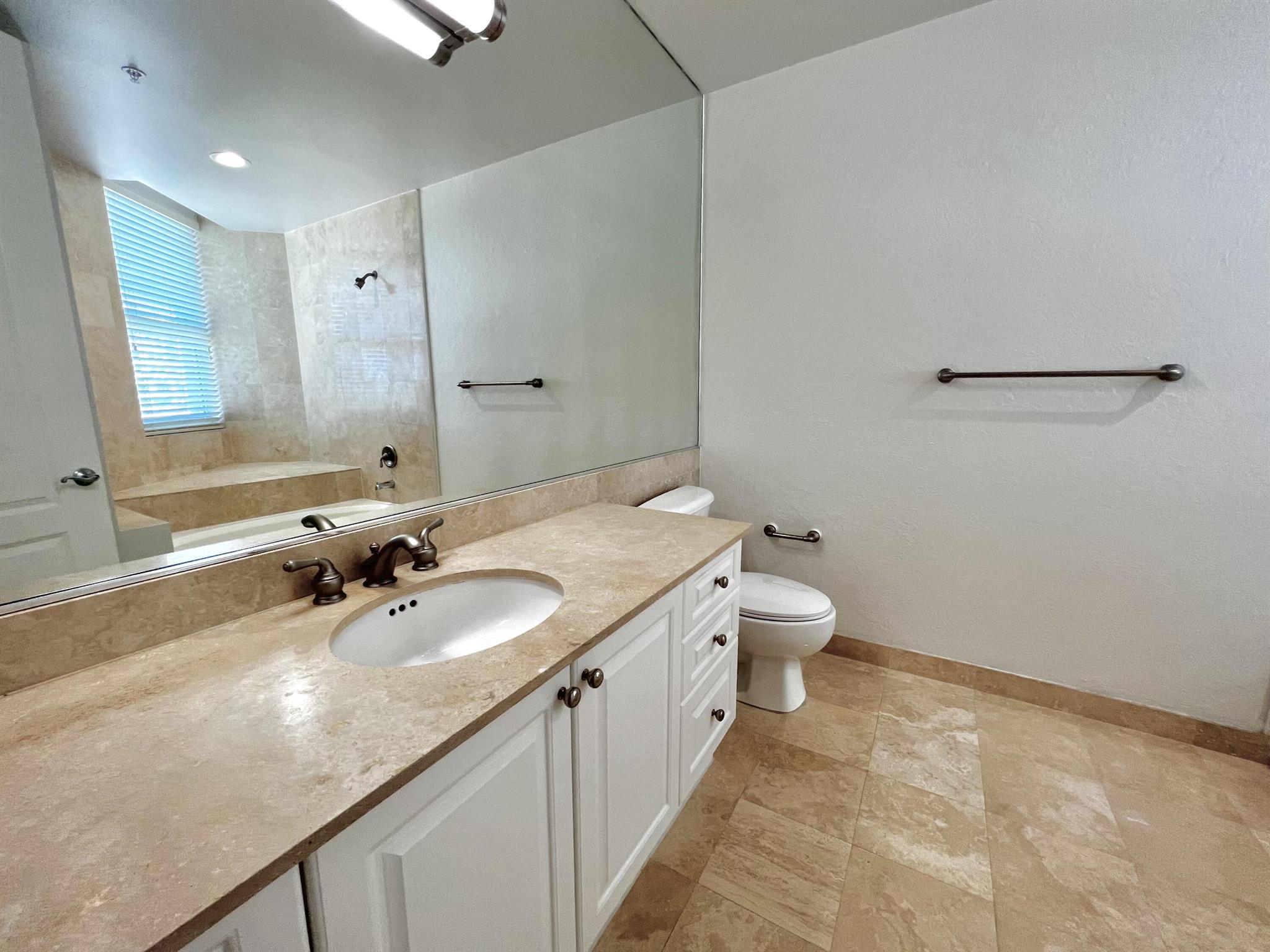 99 SE Mizner Boulevard Unit: 501