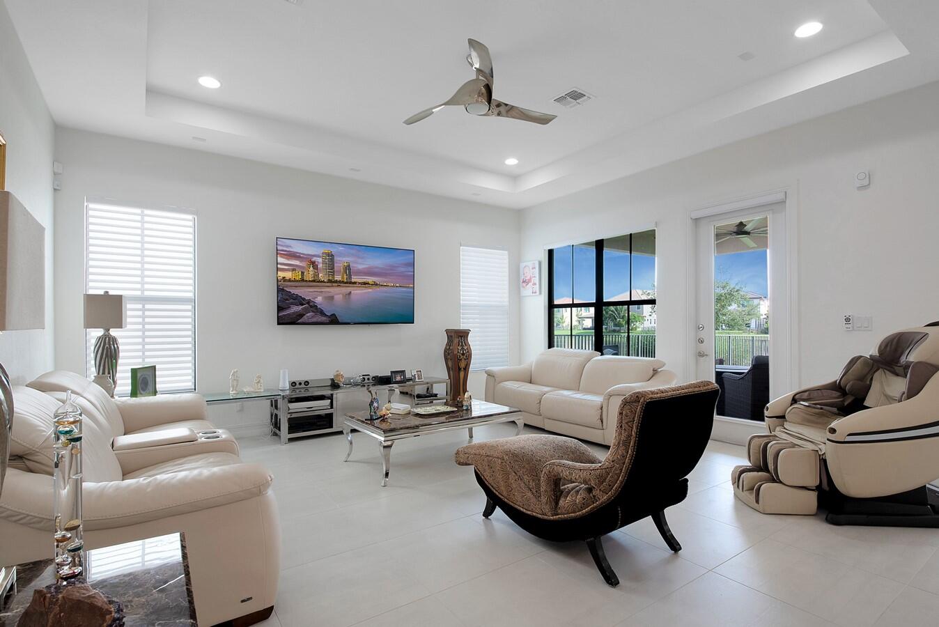 11600 Solstice Circle, Parkland