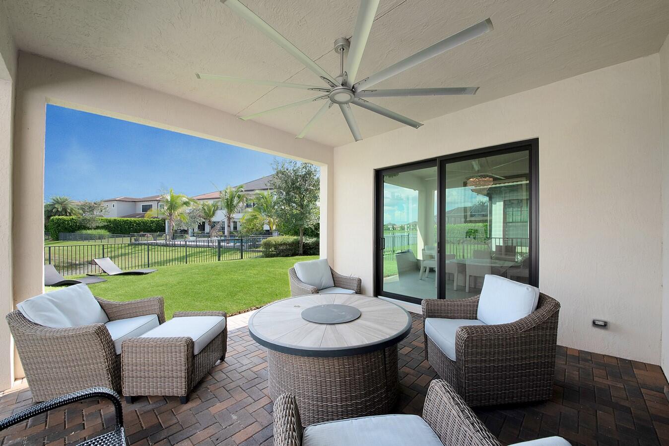 11600 Solstice Circle, Parkland