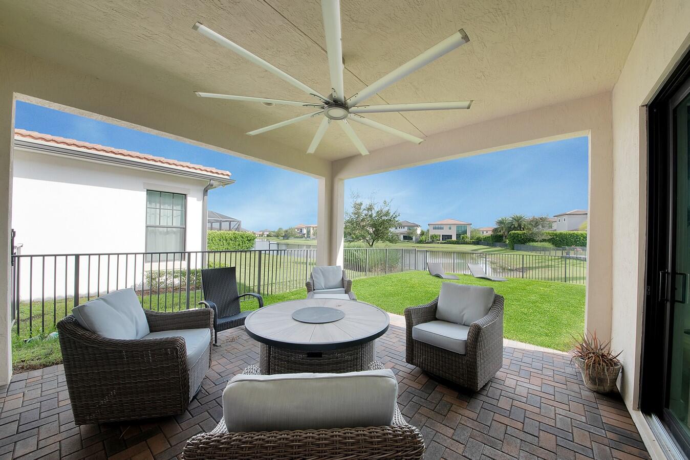 11600 Solstice Circle, Parkland