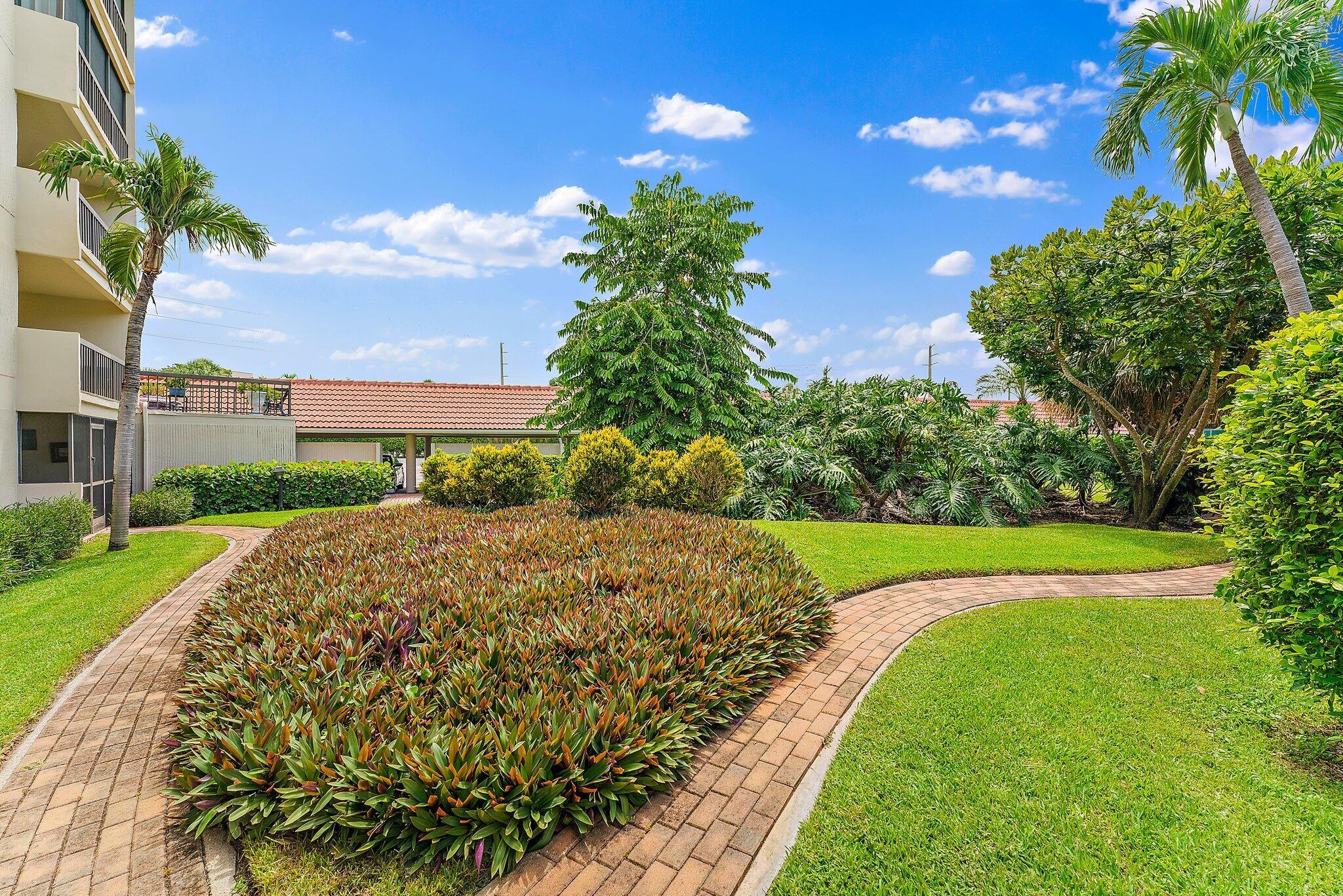 300 Golfview Road Unit: 105