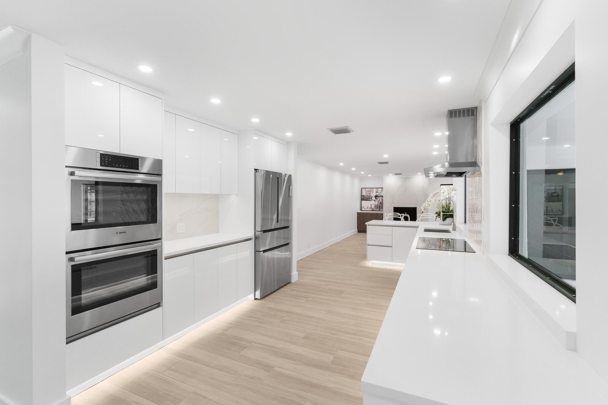 3030 Fernwood Drive