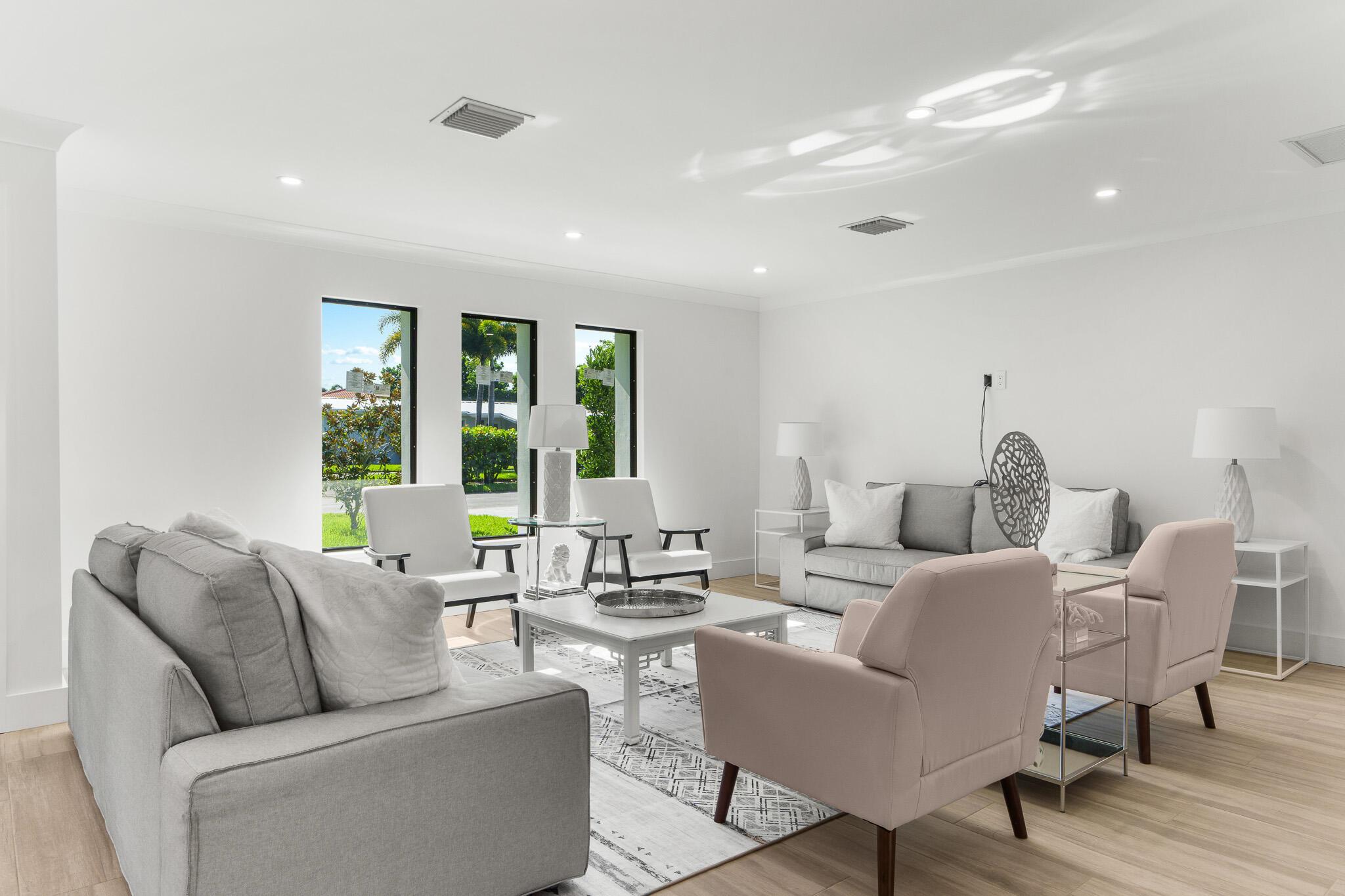 3030 Fernwood Drive