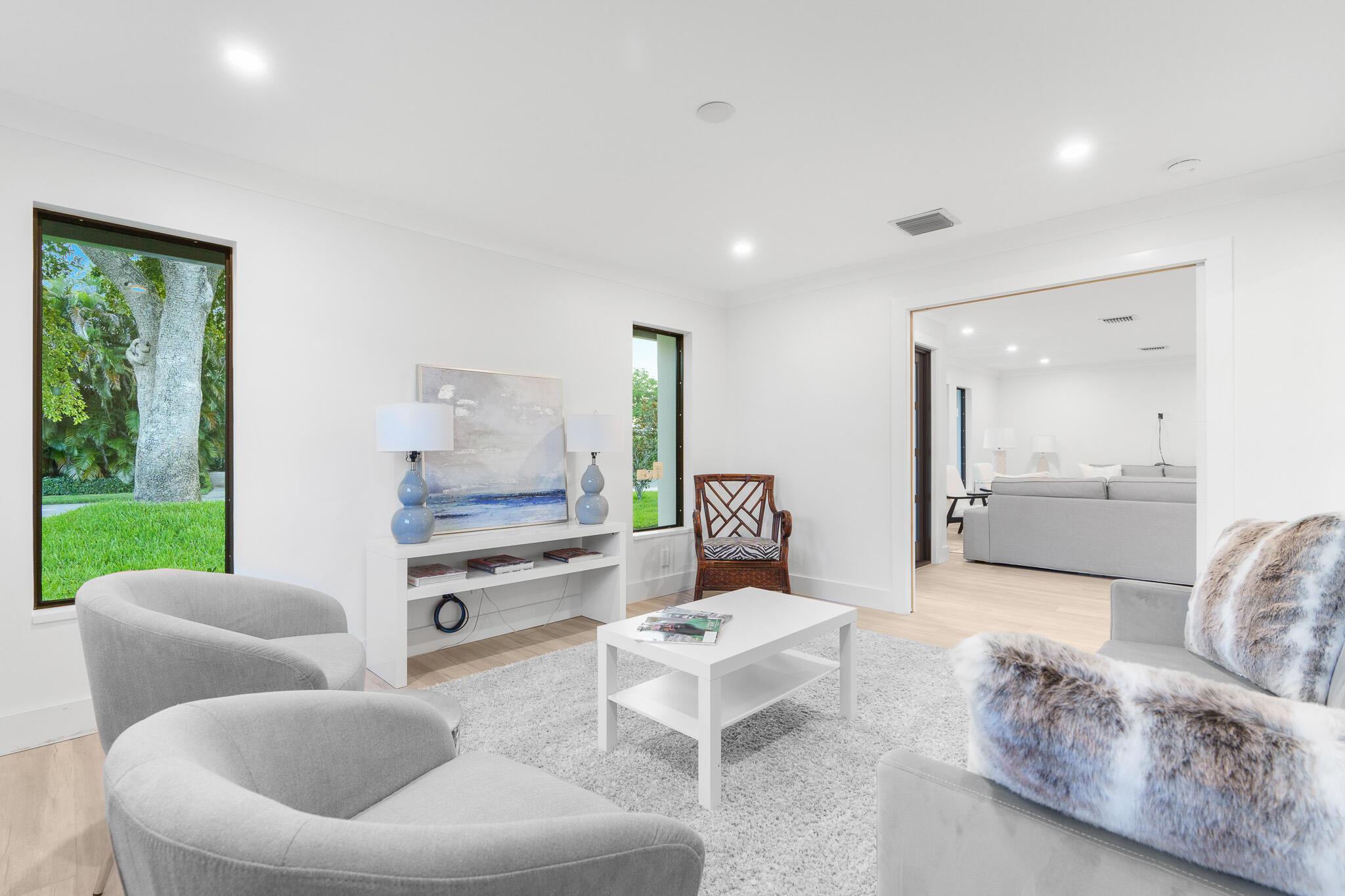 3030 Fernwood Drive