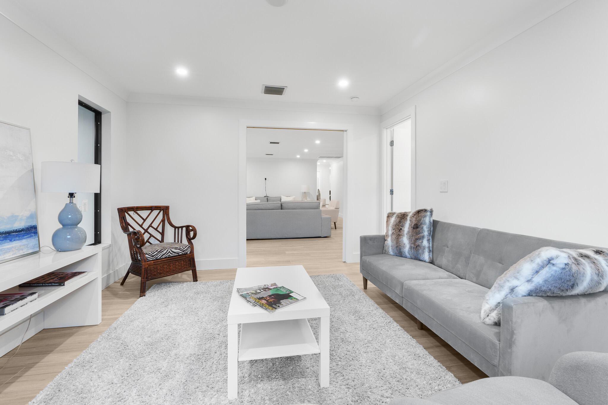 3030 Fernwood Drive