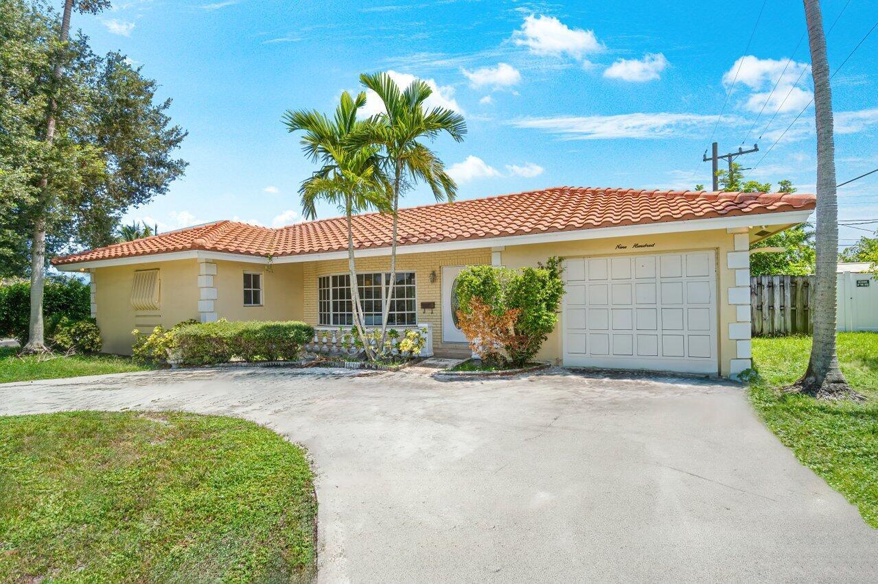 900 SW 4th Street